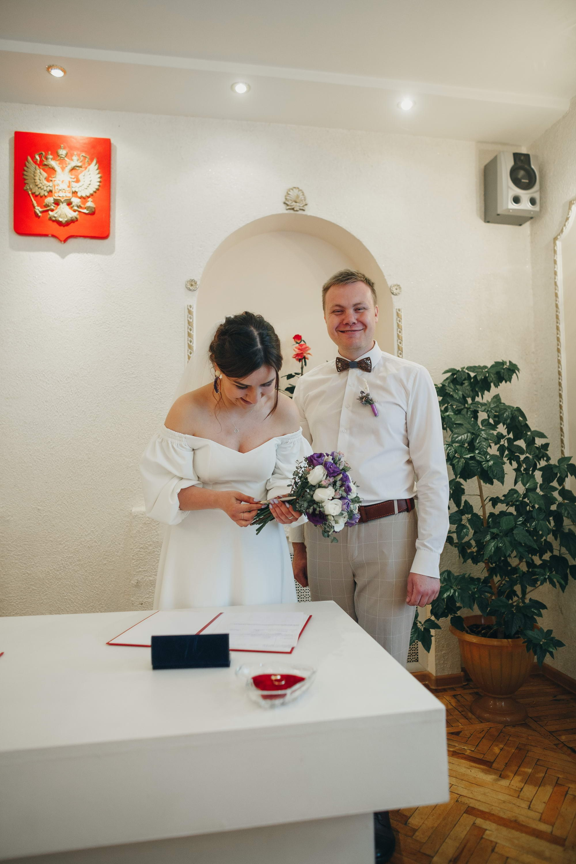 Свадьба в Лодейном Поле. Свадебный фотограф Игорь Брундасов 8PHOTO на свадьбу венчание загс СПб