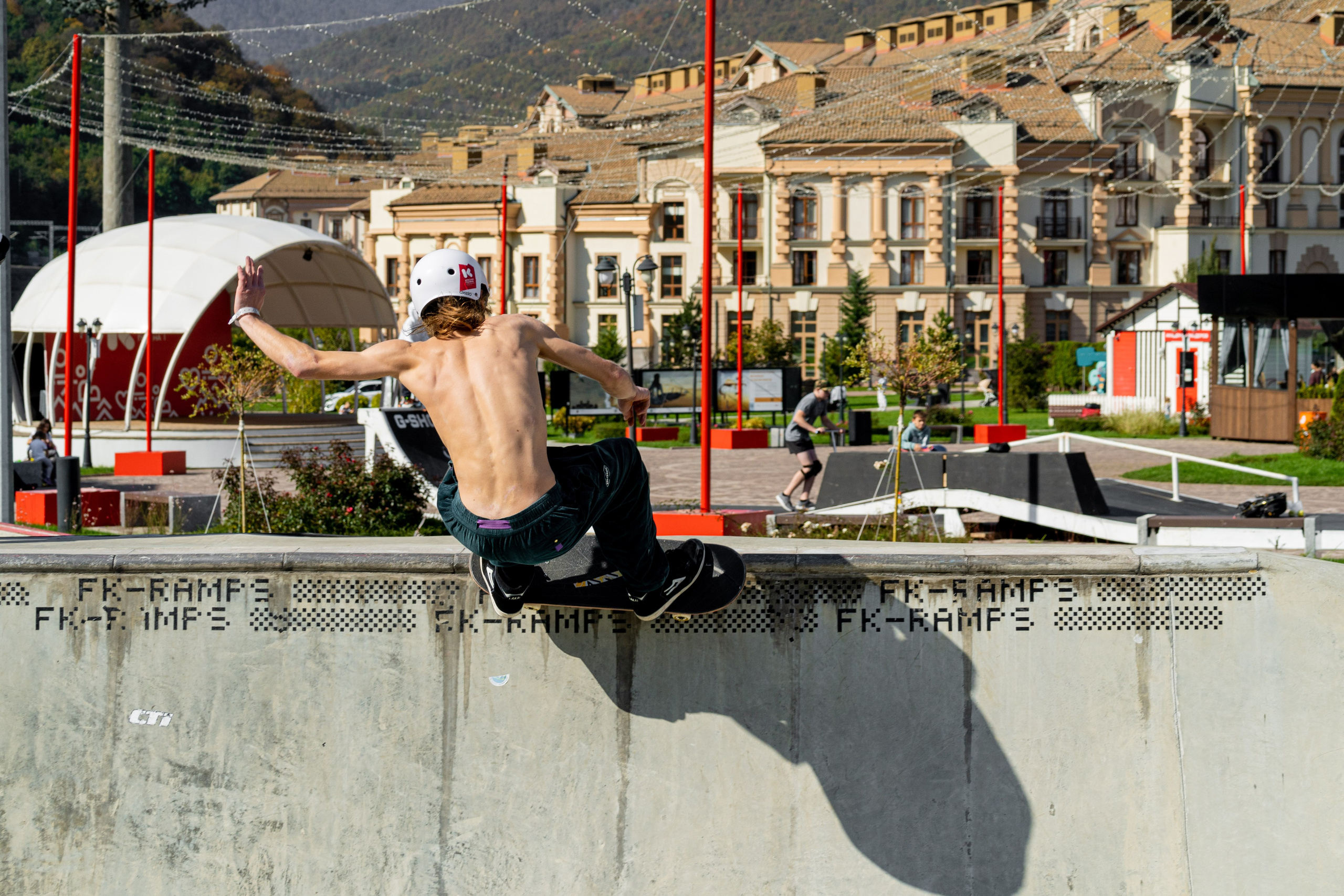 Чемпионат России по скейтбордингу на курорте Красная Поляна 2022. Репортажный фотограф в Красной Поляне и Сочи Павлюченко Екатерина