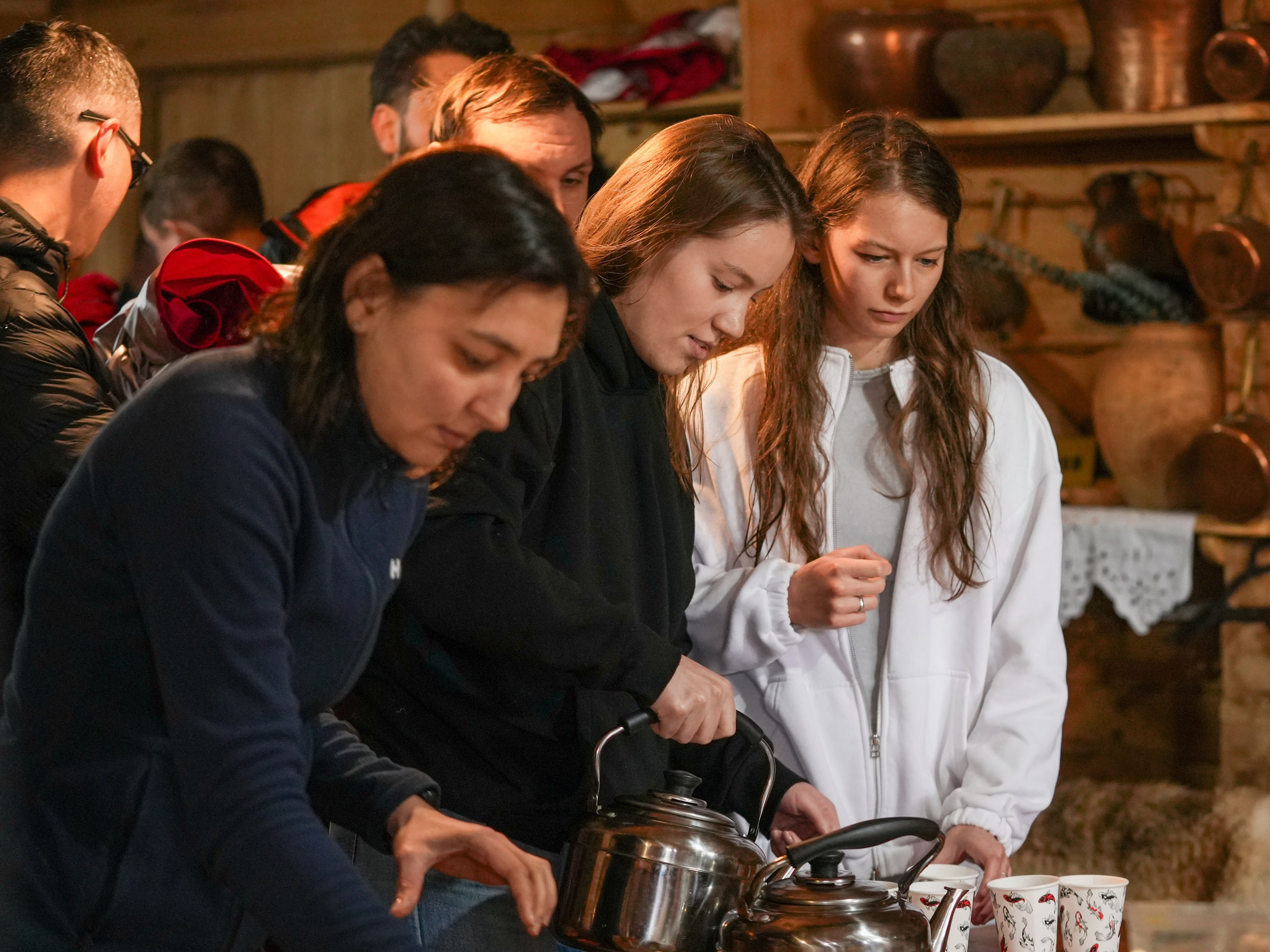 MICE мероприятие — хайкинг на курорте Роза Хутор. Репортажный фотограф в Красной Поляне и Сочи Павлюченко Екатерина