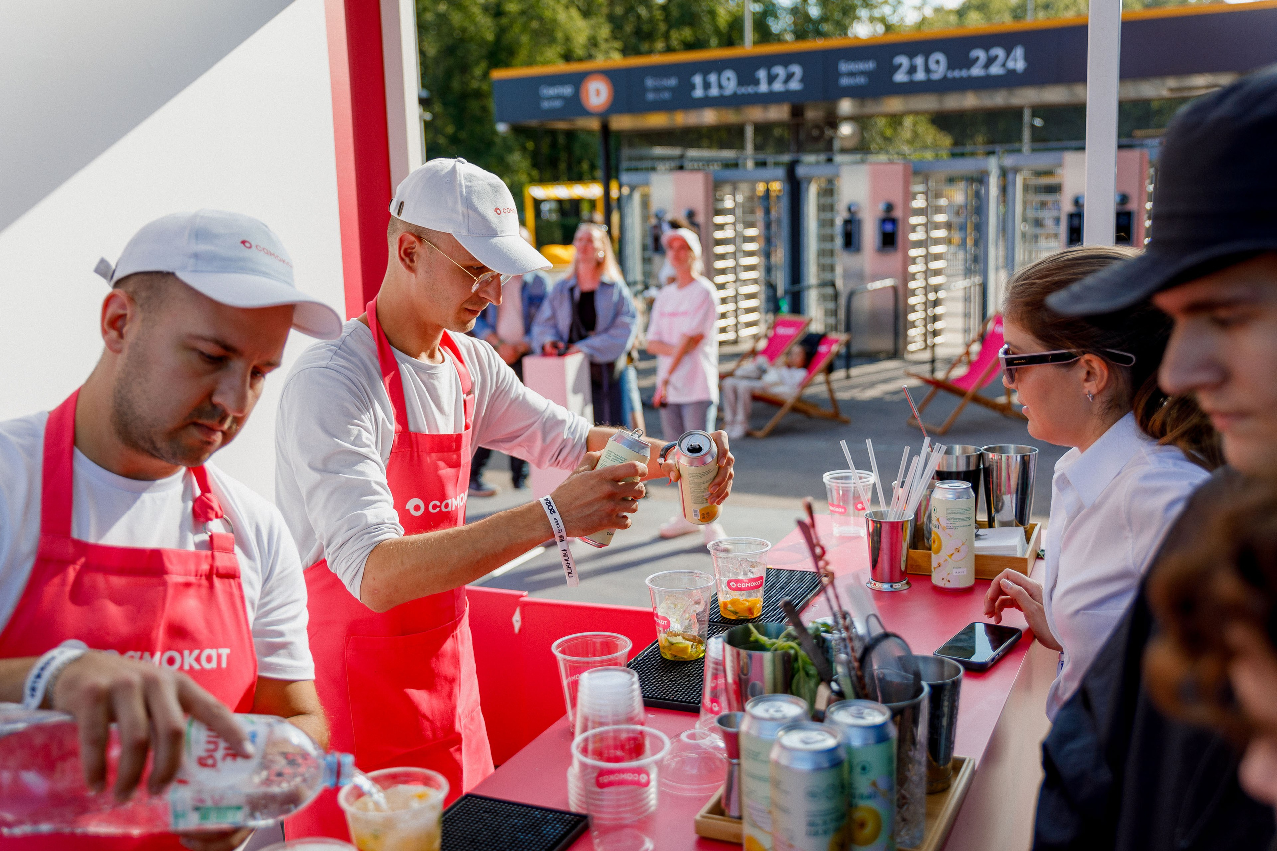 Самокат на фестивале «Пикник Афиши» Лужники. Photographer Sergei Miroshnikov