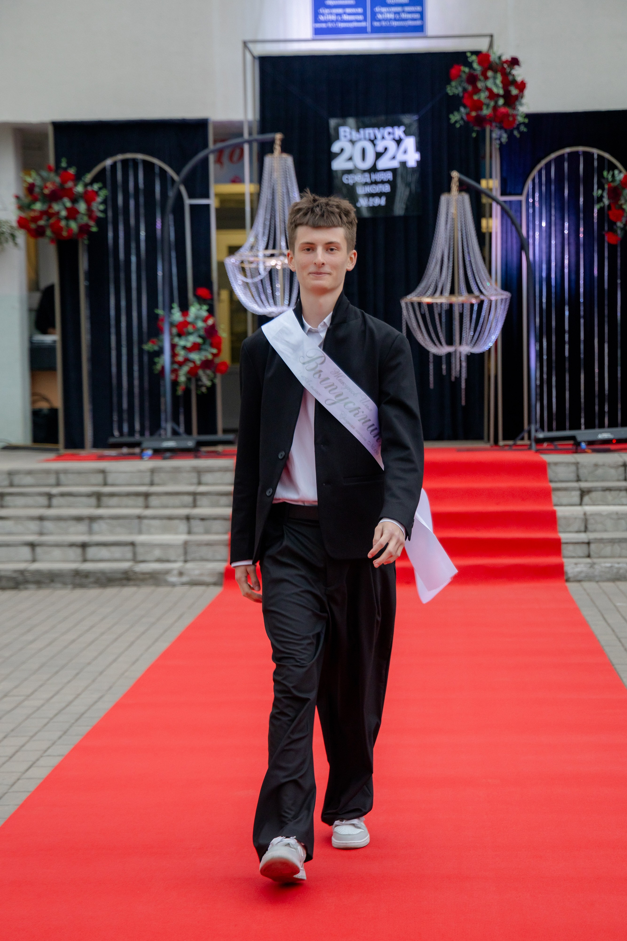 Школьный выпускной 2024 год в Соколе (Минск). Свадебный фотограф в Минске/Беларуси Сергей Спиридонов