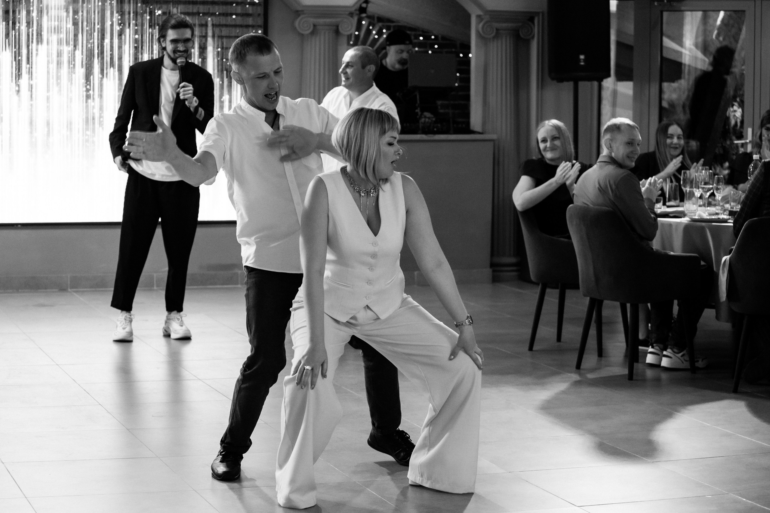 Саша & Валя. Свадебный и портретный фотограф в Омске Антон Карев