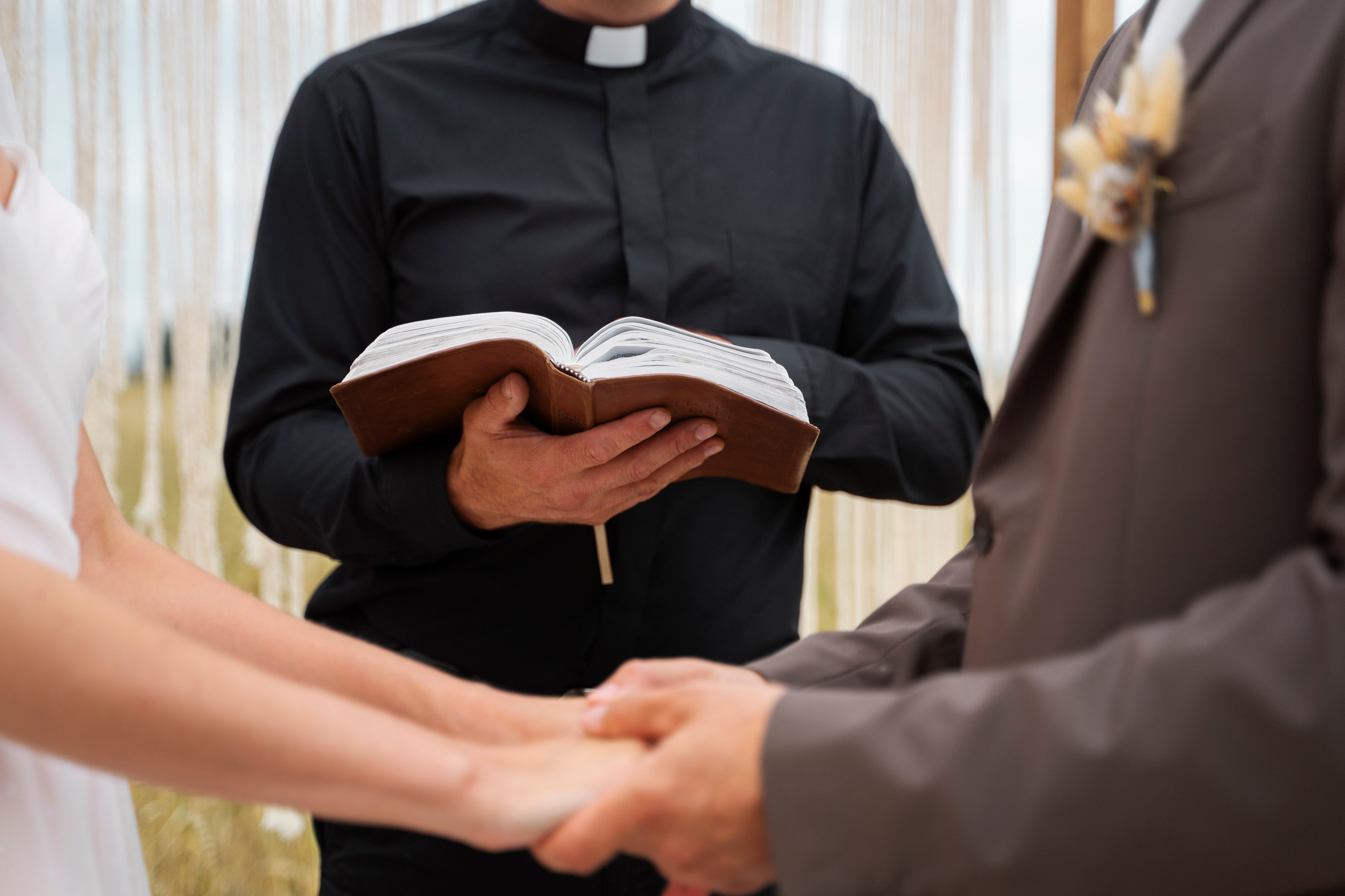 СЪËМКА СВАДЬБЫ ОЛЬГИ И РОМАНА В ОМСКЕ. Свадебный фотограф в Санкт-Петербурге Алиса Беликова