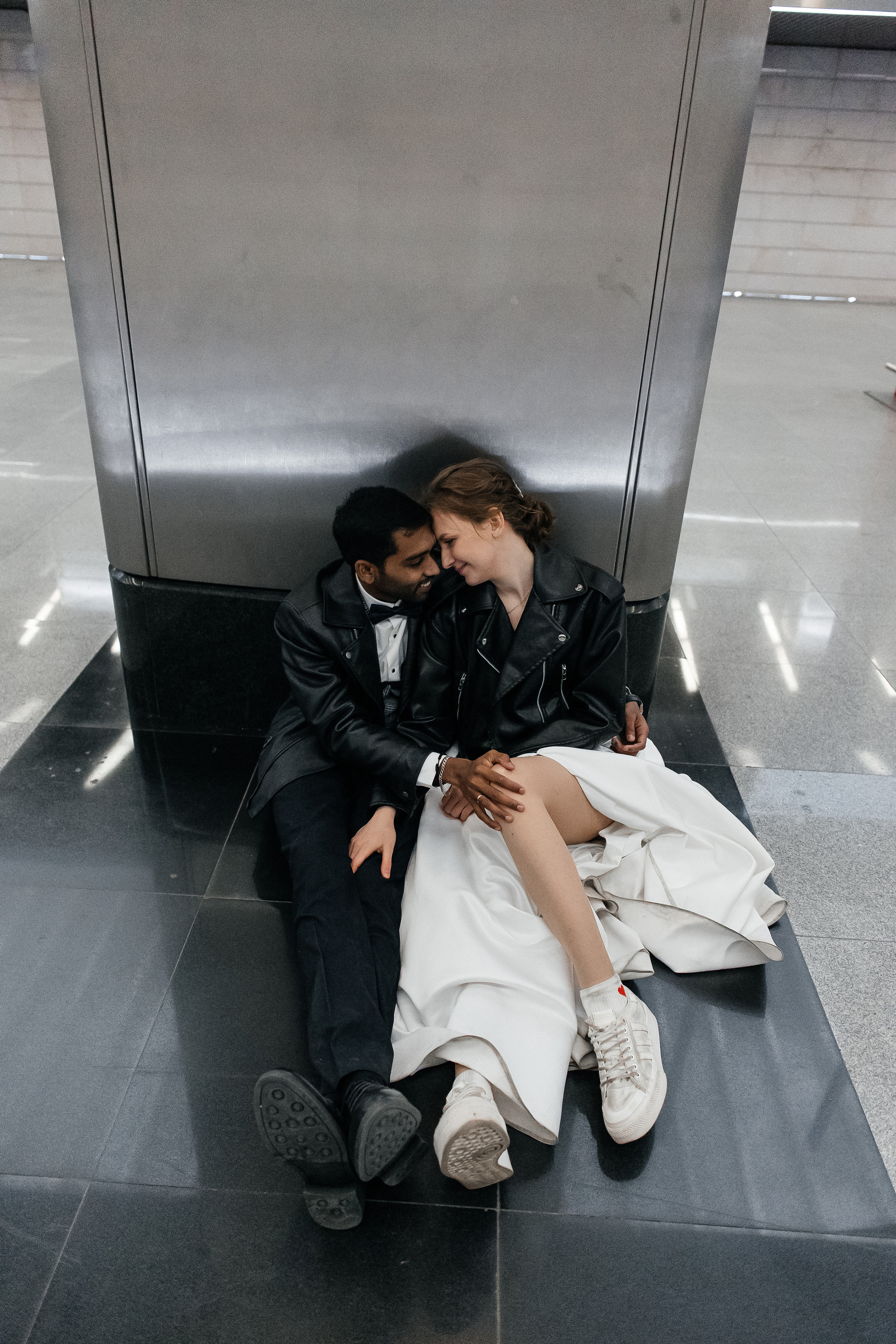 Полина и Вигнеш (ЗАГС + прогулка). Фотограф в Москве Екатерина Потапова