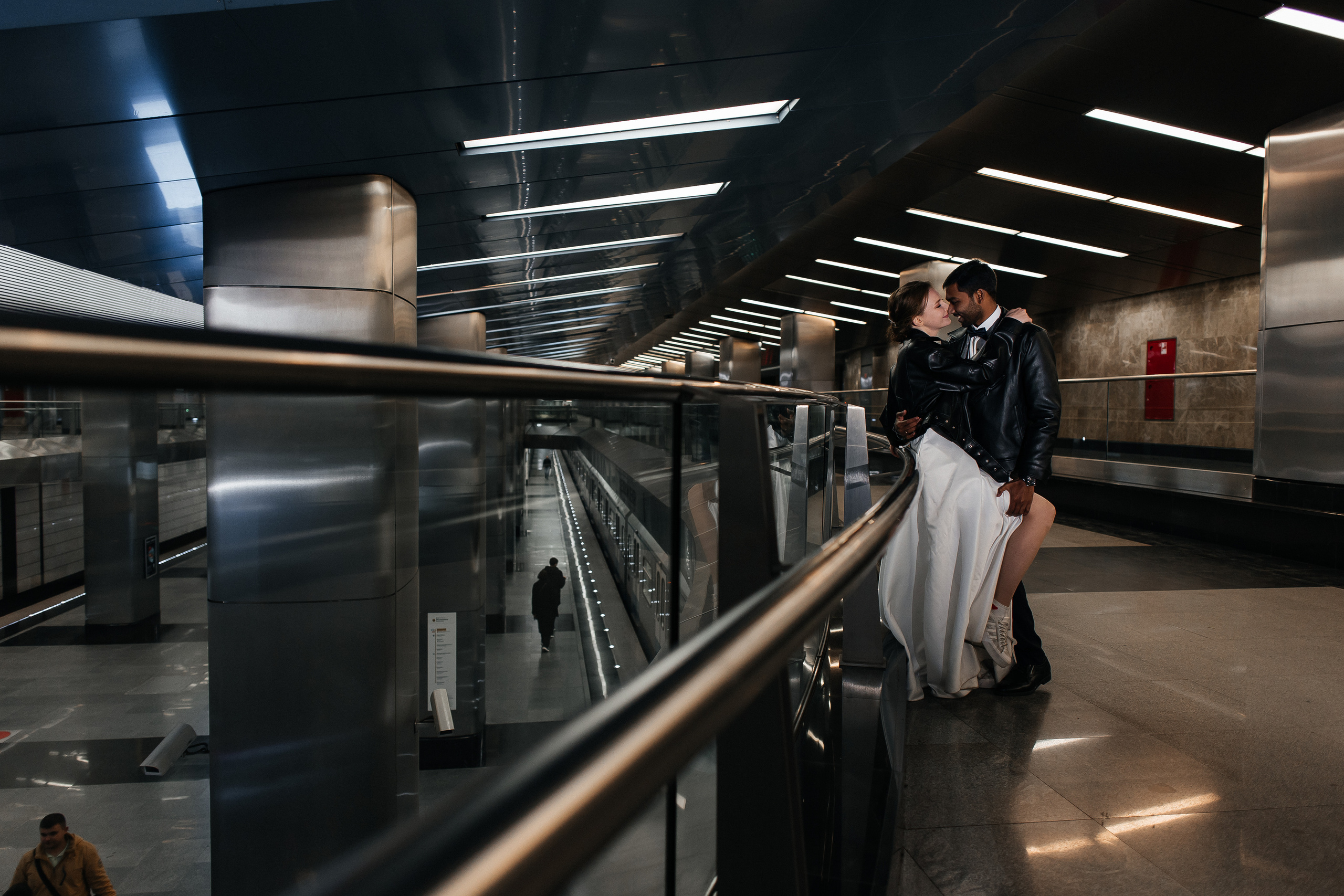 Полина и Вигнеш (ЗАГС + прогулка). Фотограф в Москве Екатерина Потапова