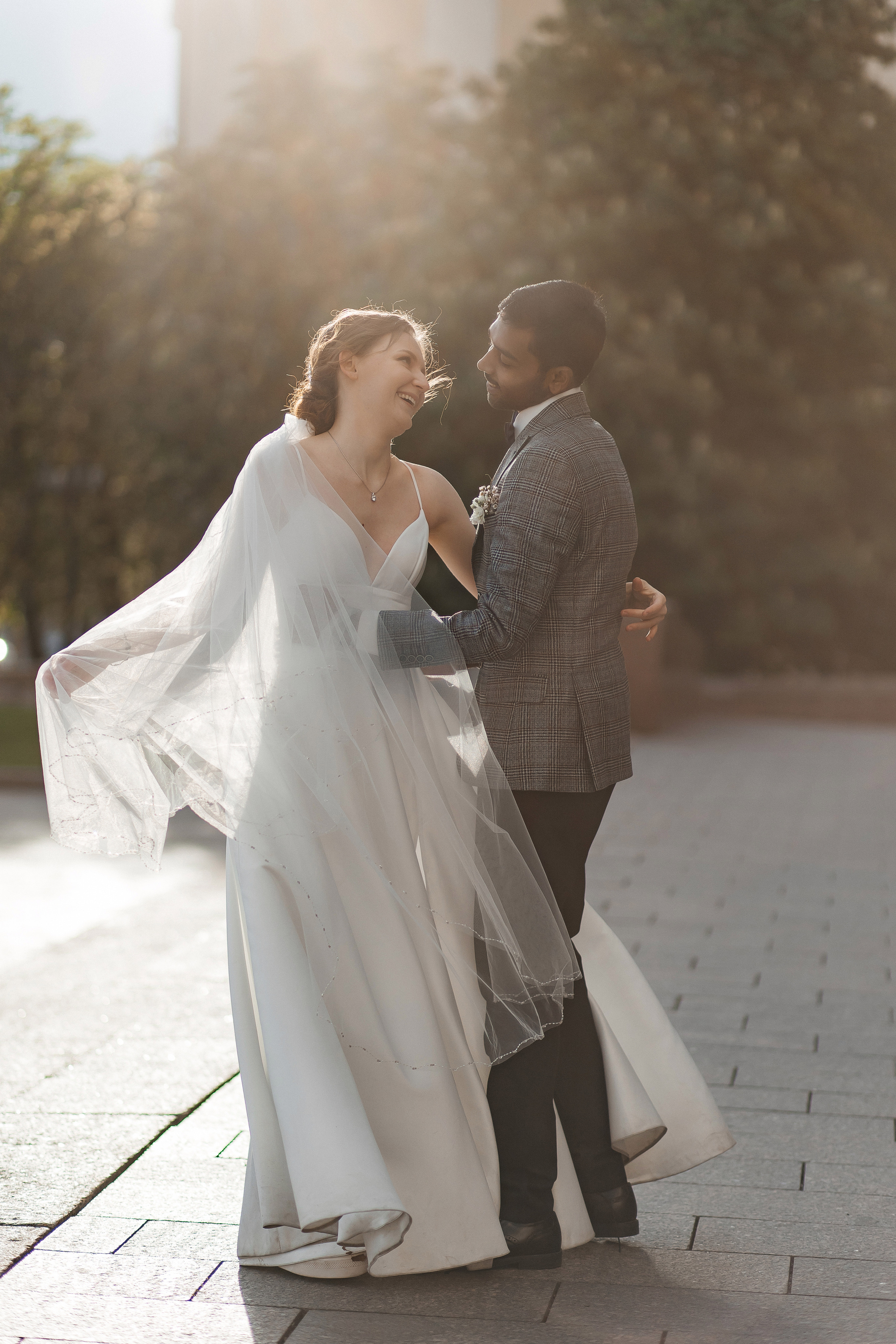 Полина и Вигнеш (ЗАГС + прогулка). Фотограф в Москве Екатерина Потапова