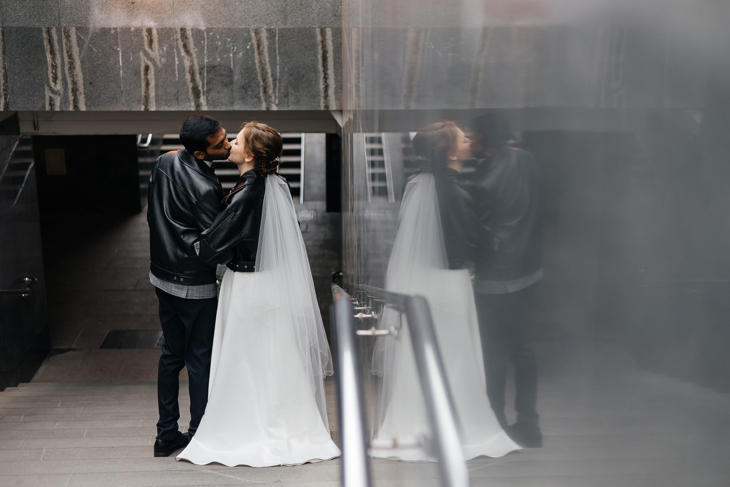 Полина и Вигнеш (ЗАГС + прогулка). Фотограф в Москве Екатерина Потапова