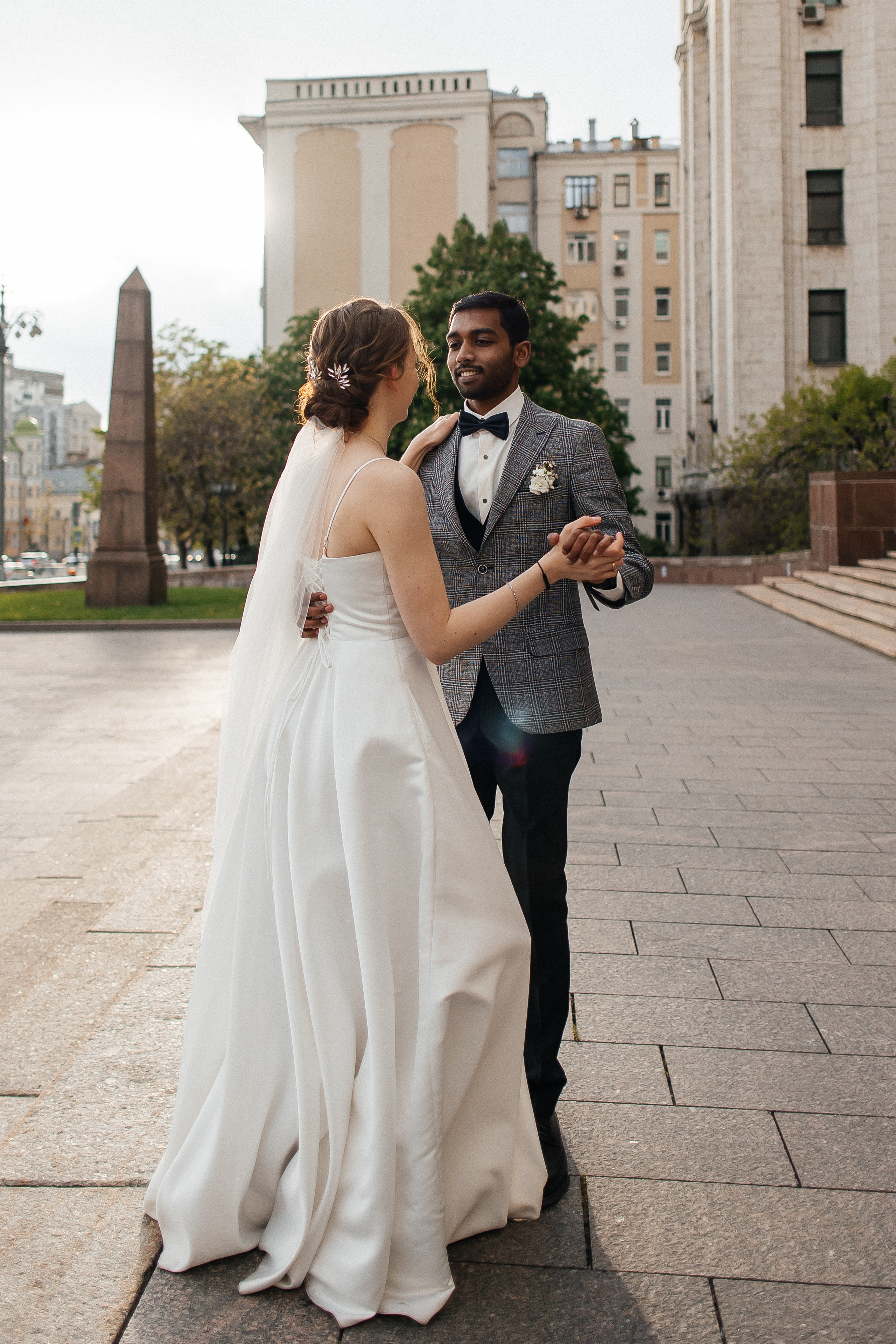 Полина и Вигнеш (ЗАГС + прогулка). Фотограф в Москве Екатерина Потапова