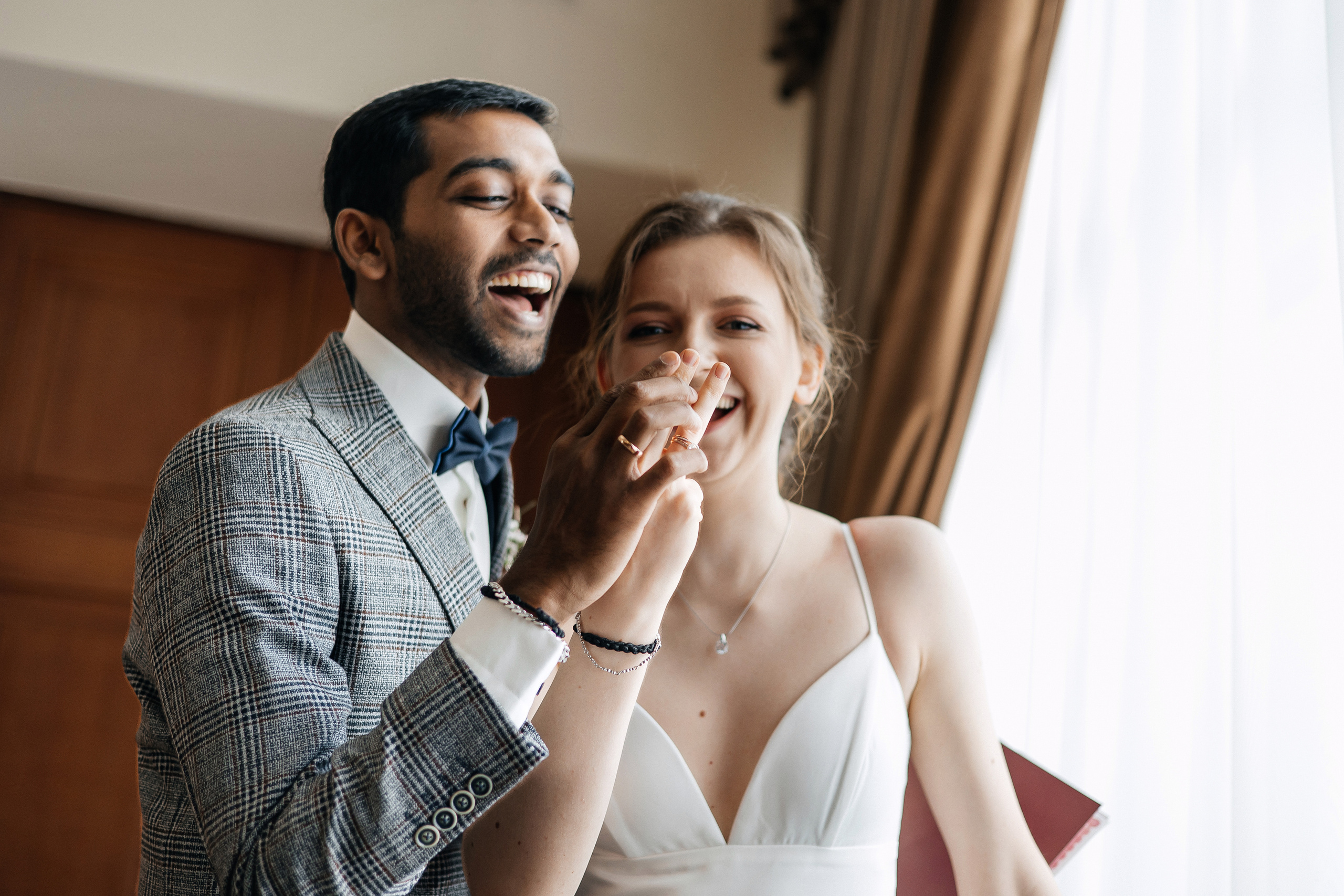 Полина и Вигнеш (ЗАГС + прогулка). Фотограф в Москве Екатерина Потапова