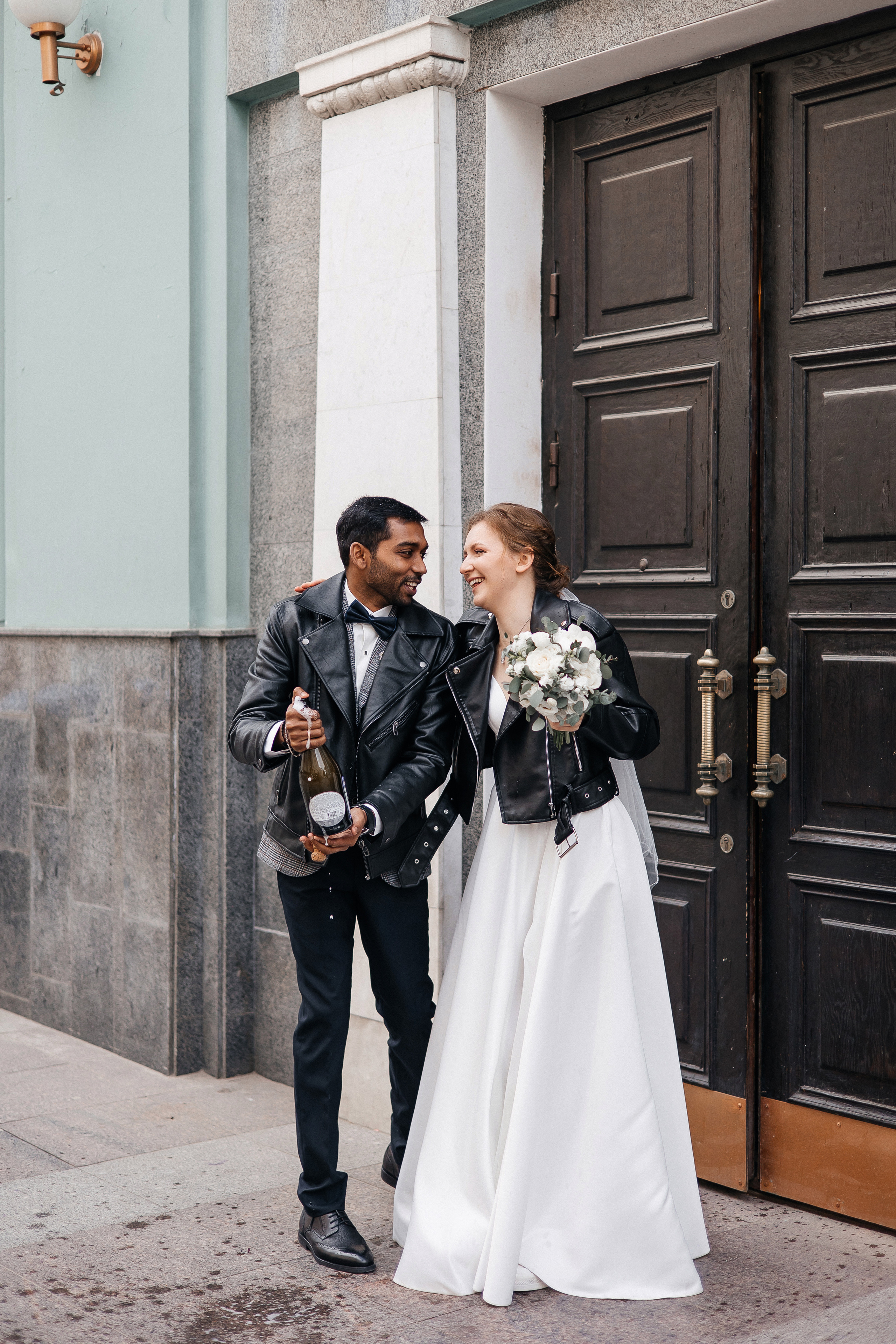 Полина и Вигнеш (ЗАГС + прогулка). Фотограф в Москве Екатерина Потапова