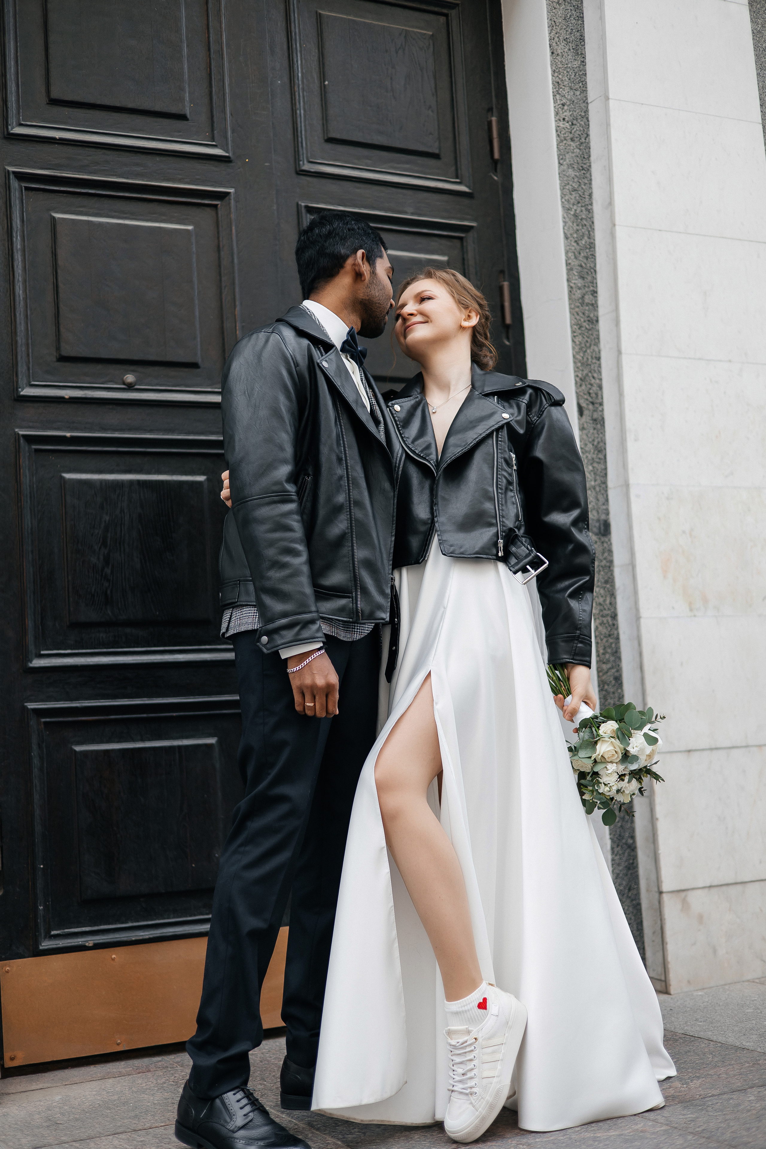 Полина и Вигнеш (ЗАГС + прогулка). Фотограф в Москве Екатерина Потапова