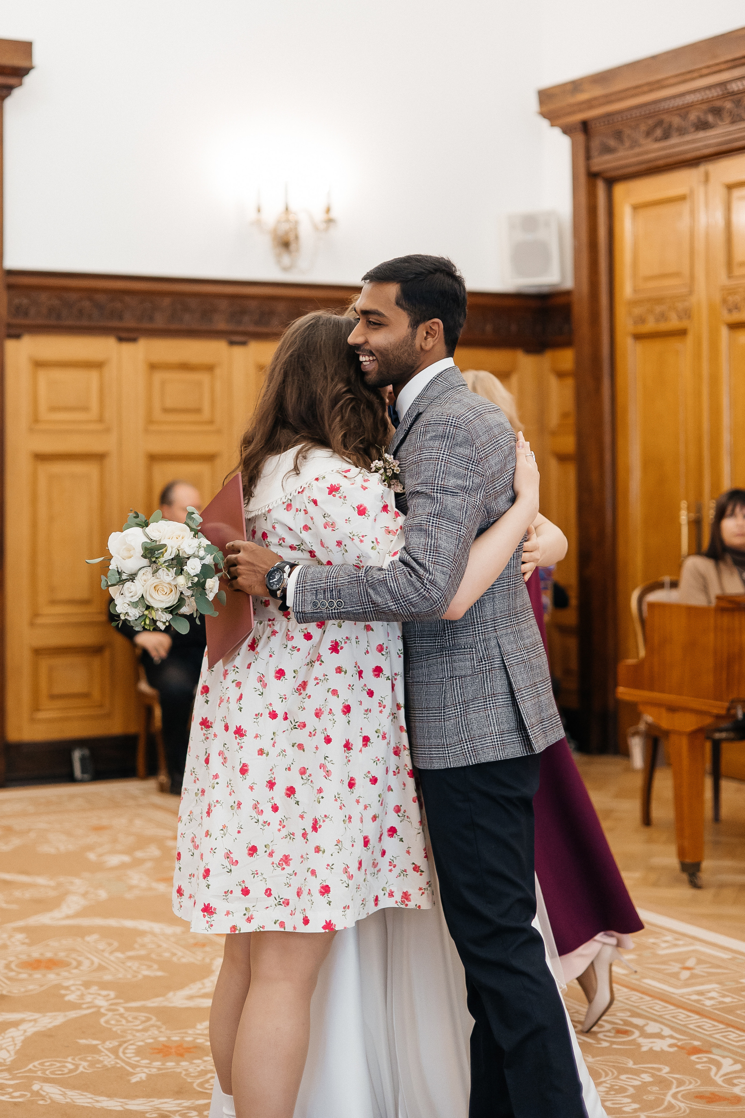 Полина и Вигнеш (ЗАГС + прогулка). Фотограф в Москве Екатерина Потапова