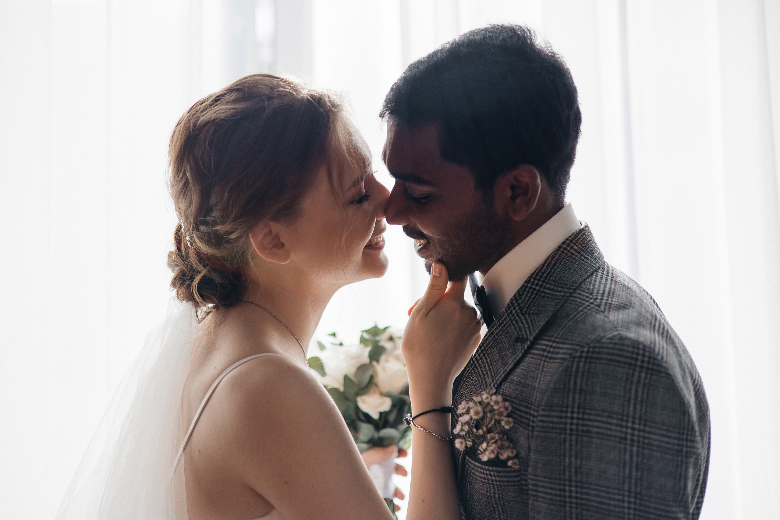 Полина и Вигнеш (ЗАГС + прогулка). Фотограф в Москве Екатерина Потапова