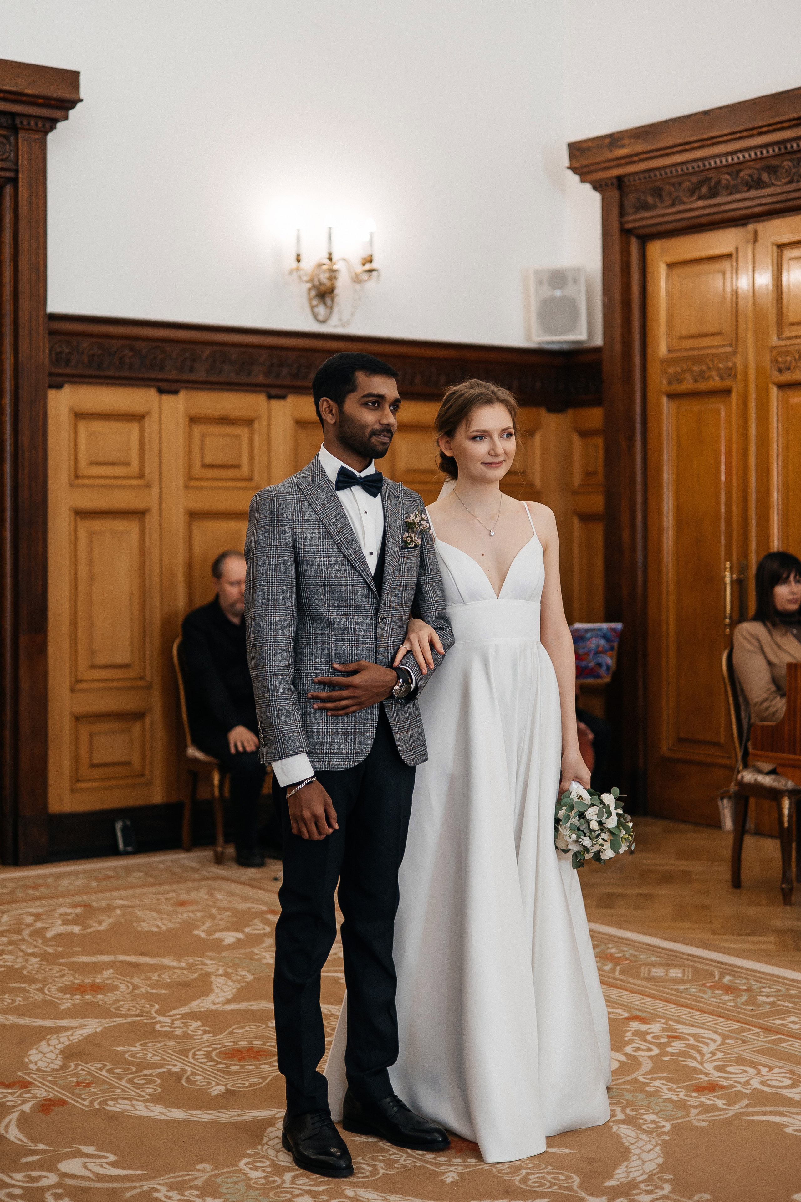 Полина и Вигнеш (ЗАГС + прогулка). Фотограф в Москве Екатерина Потапова