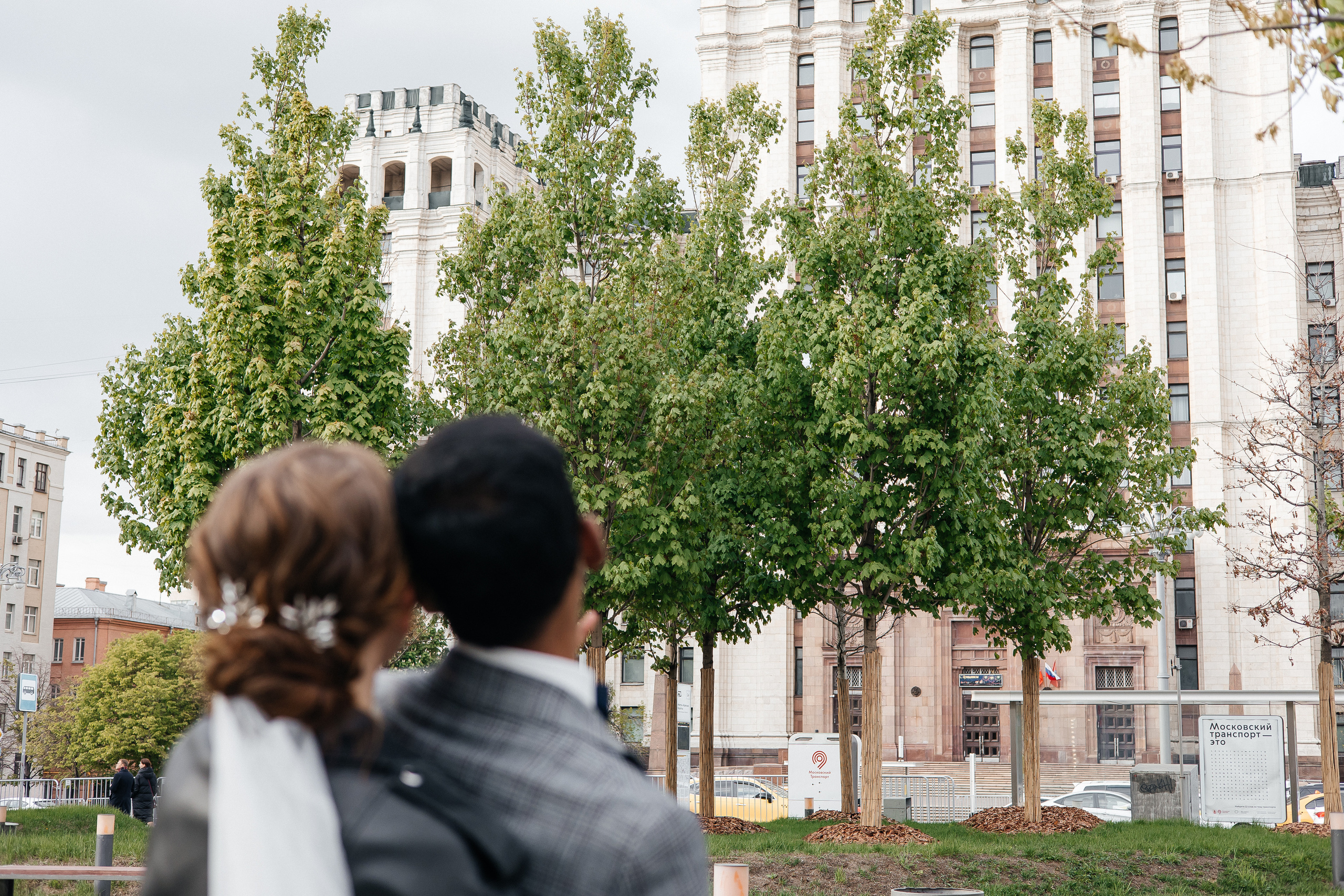 Полина и Вигнеш (ЗАГС + прогулка). Фотограф в Москве Екатерина Потапова