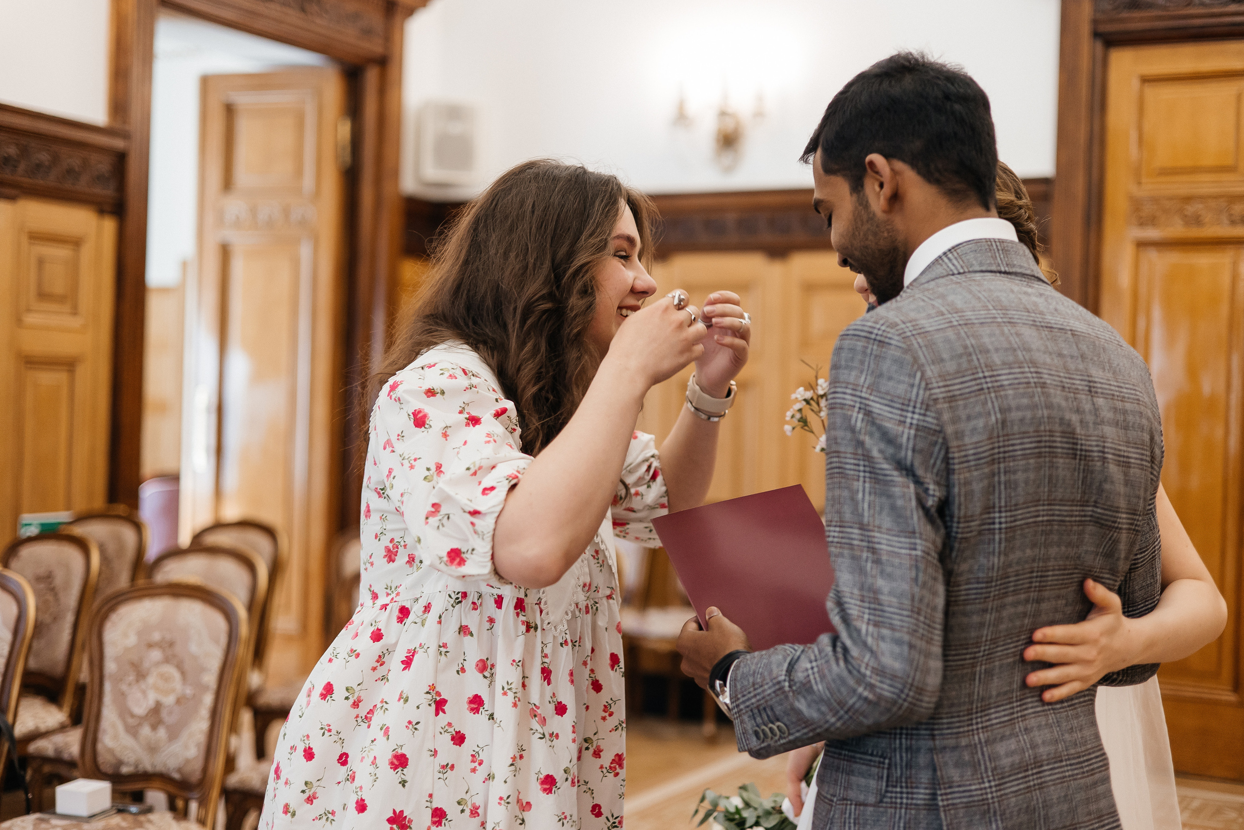 Полина и Вигнеш (ЗАГС + прогулка). Фотограф в Москве Екатерина Потапова