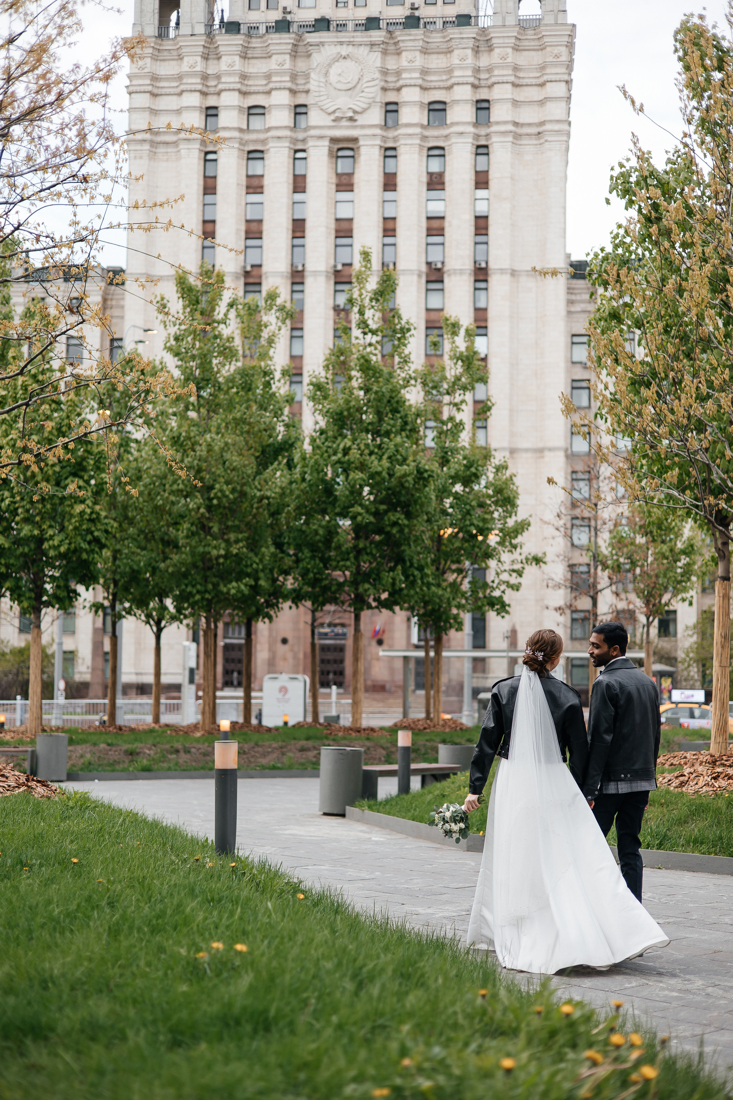 Полина и Вигнеш (ЗАГС + прогулка). Фотограф в Москве Екатерина Потапова