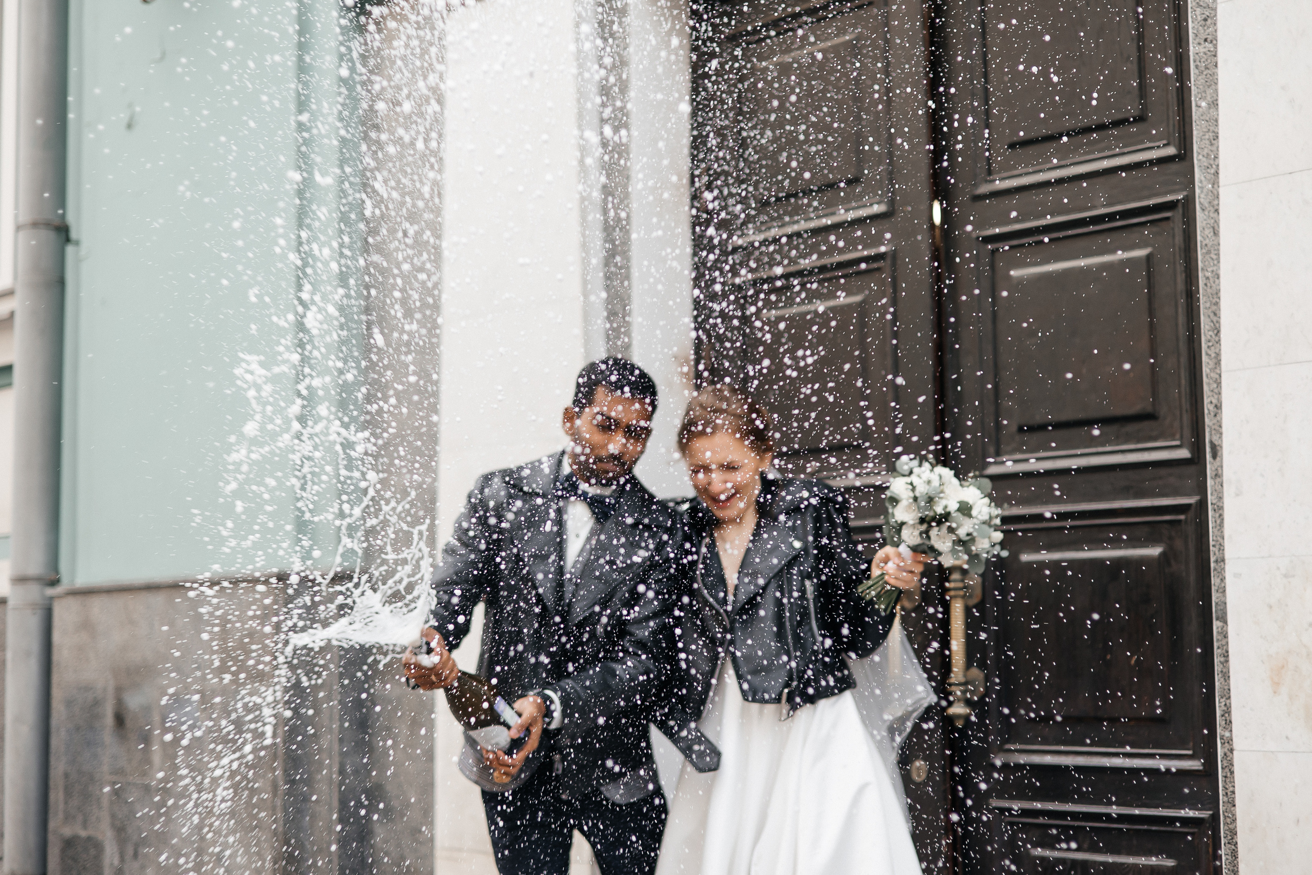 Полина и Вигнеш (ЗАГС + прогулка). Фотограф в Москве Екатерина Потапова