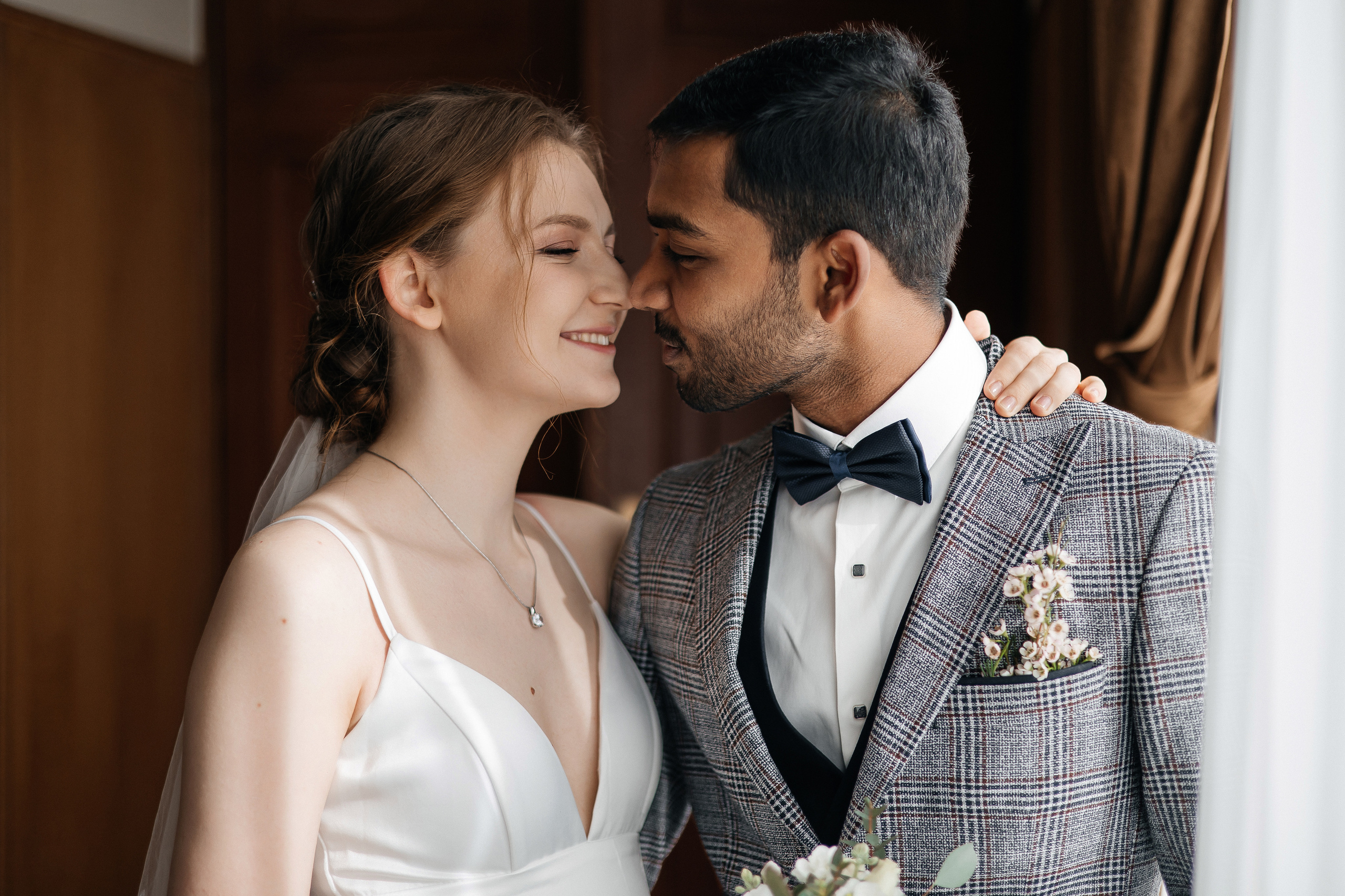 Полина и Вигнеш (ЗАГС + прогулка). Фотограф в Москве Екатерина Потапова