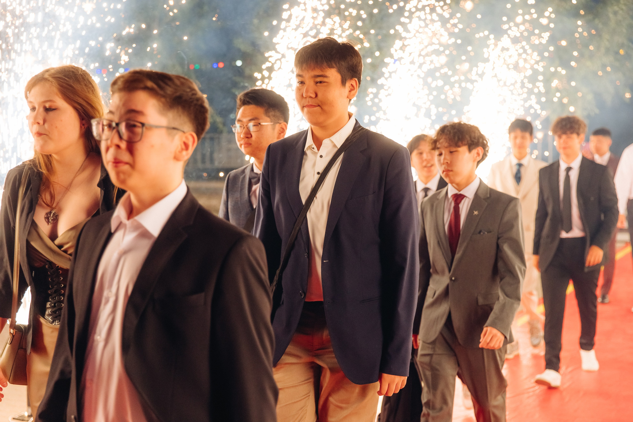 Выпускной вечер. 49 школа. Баран на корове. Свадебный и семейный фотограф в Улан-Удэ