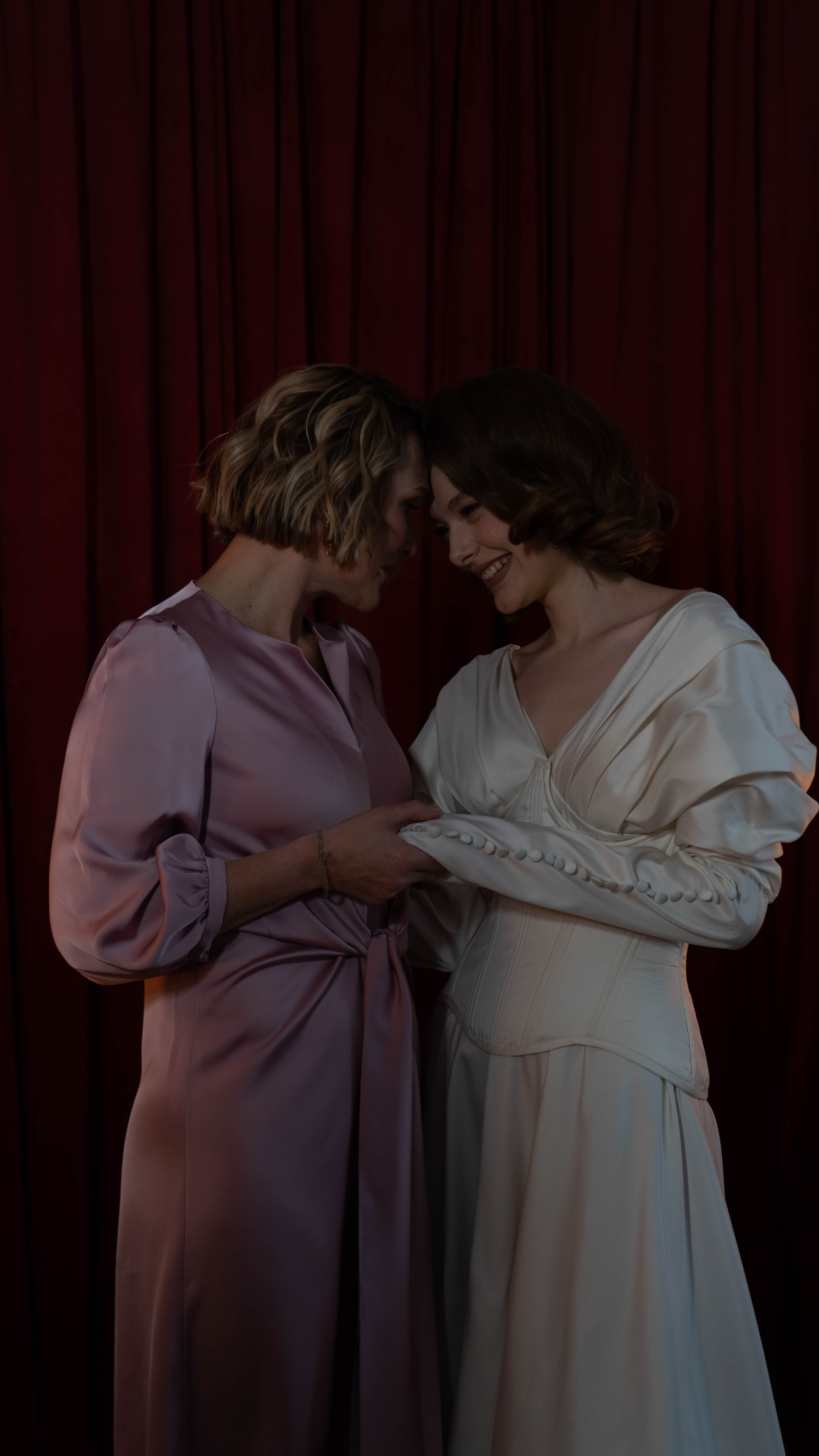 Невеста с мамой