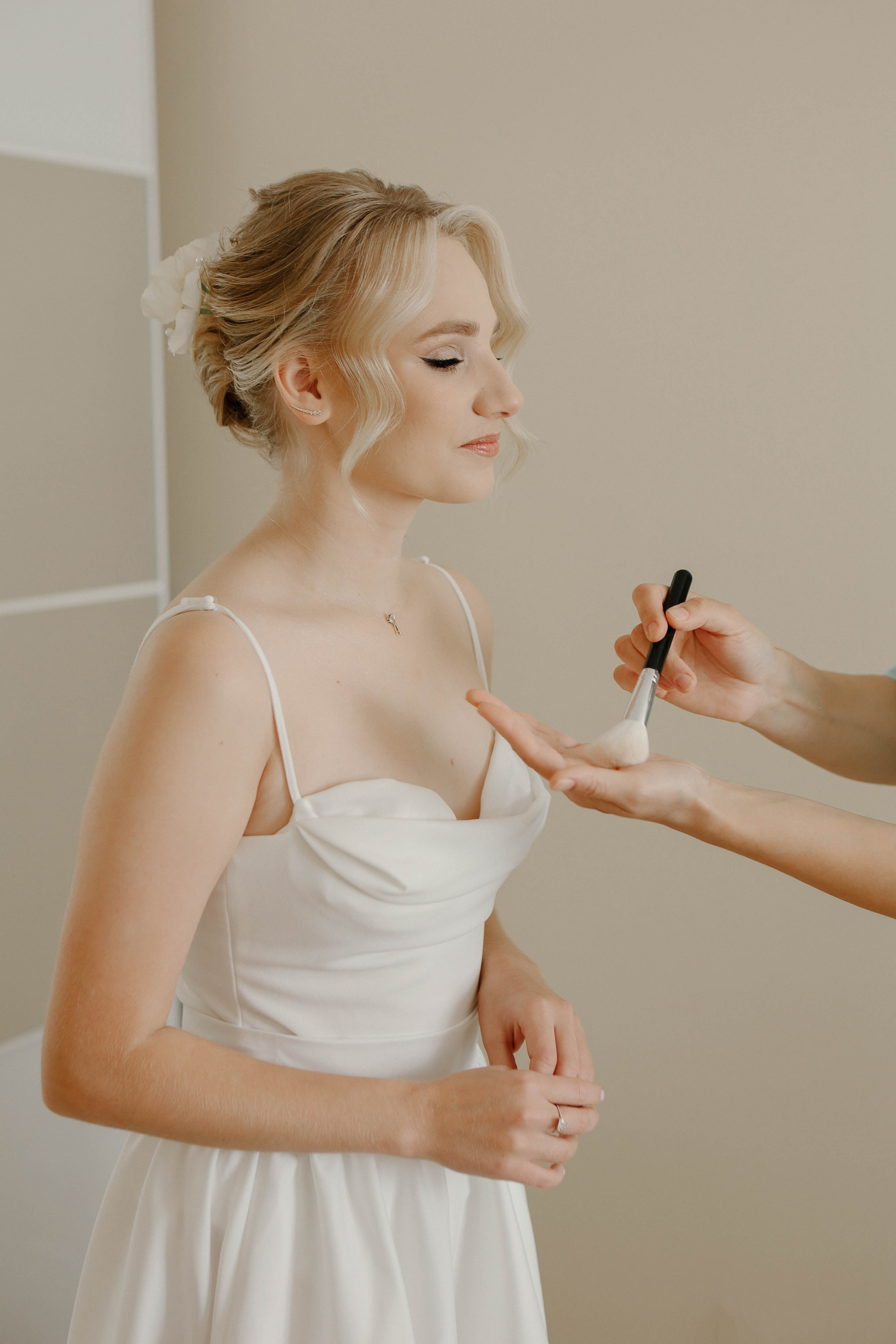 Wake each other up in the morning. Свадебный фотограф FOTOKEYT