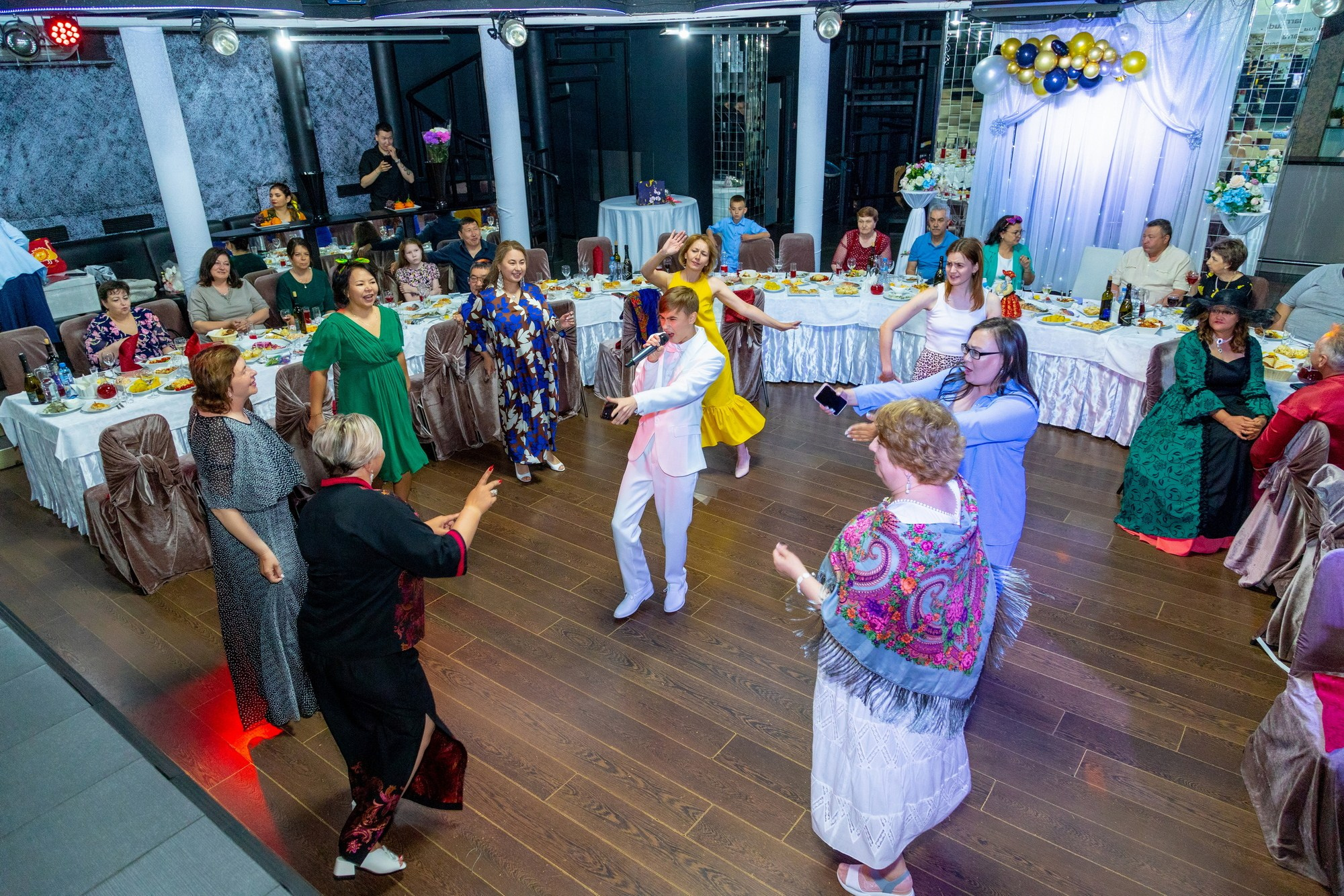 Дни Рождения и Юбилеи. Фотограф видеограф Иркутск фото видео студия Алексея Марамзина