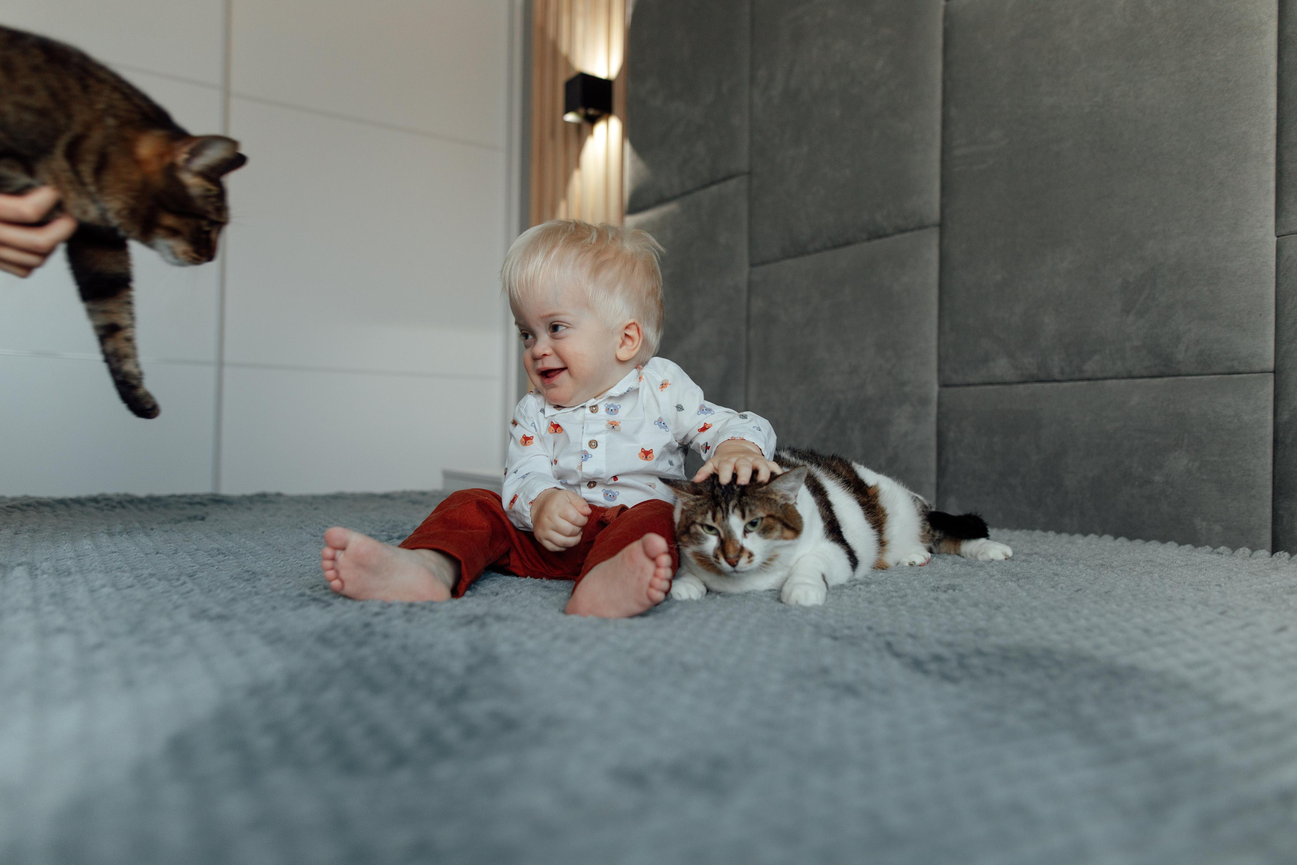 Домашняя мама Наташа и Владик