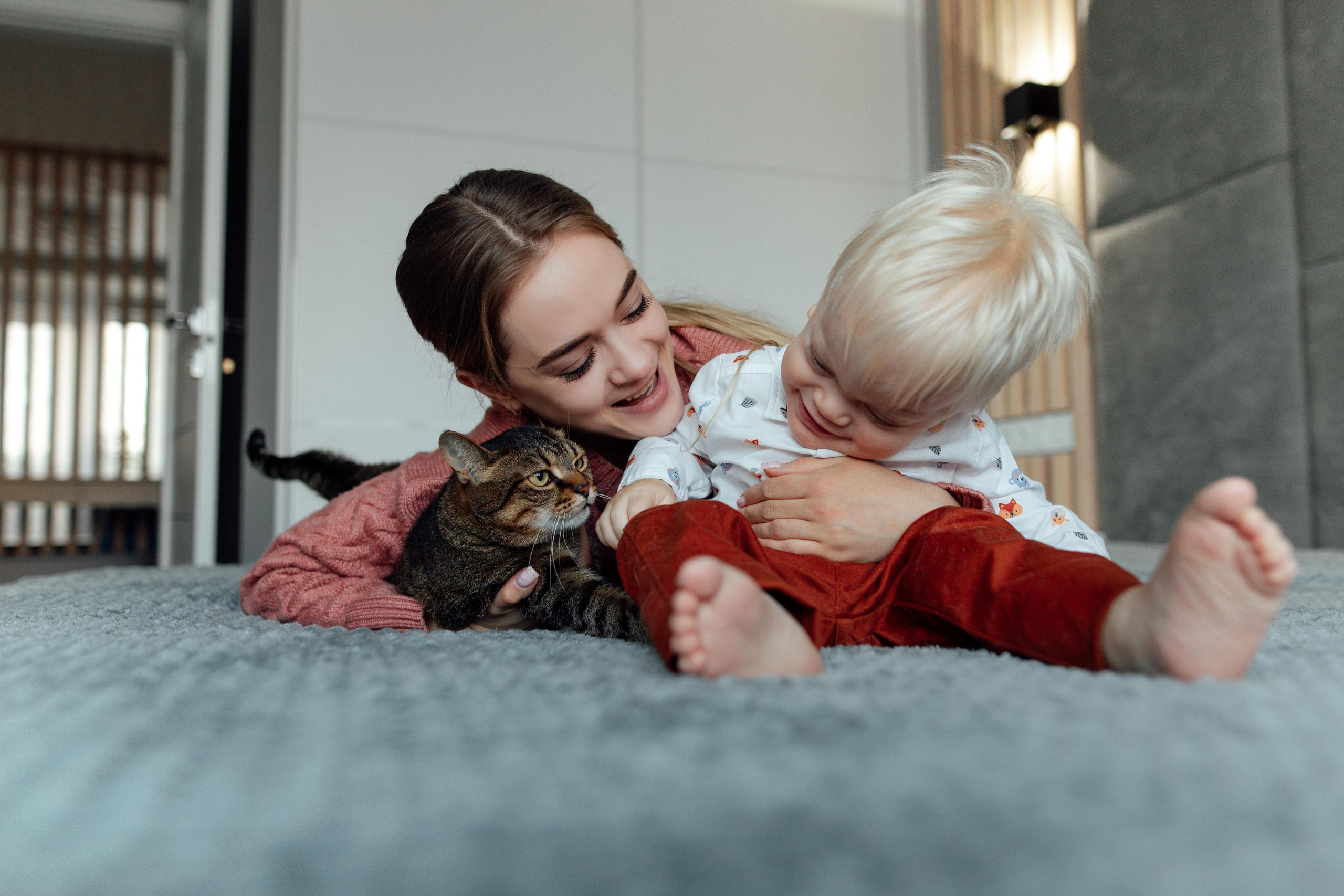 Домашняя мама Наташа и Владик