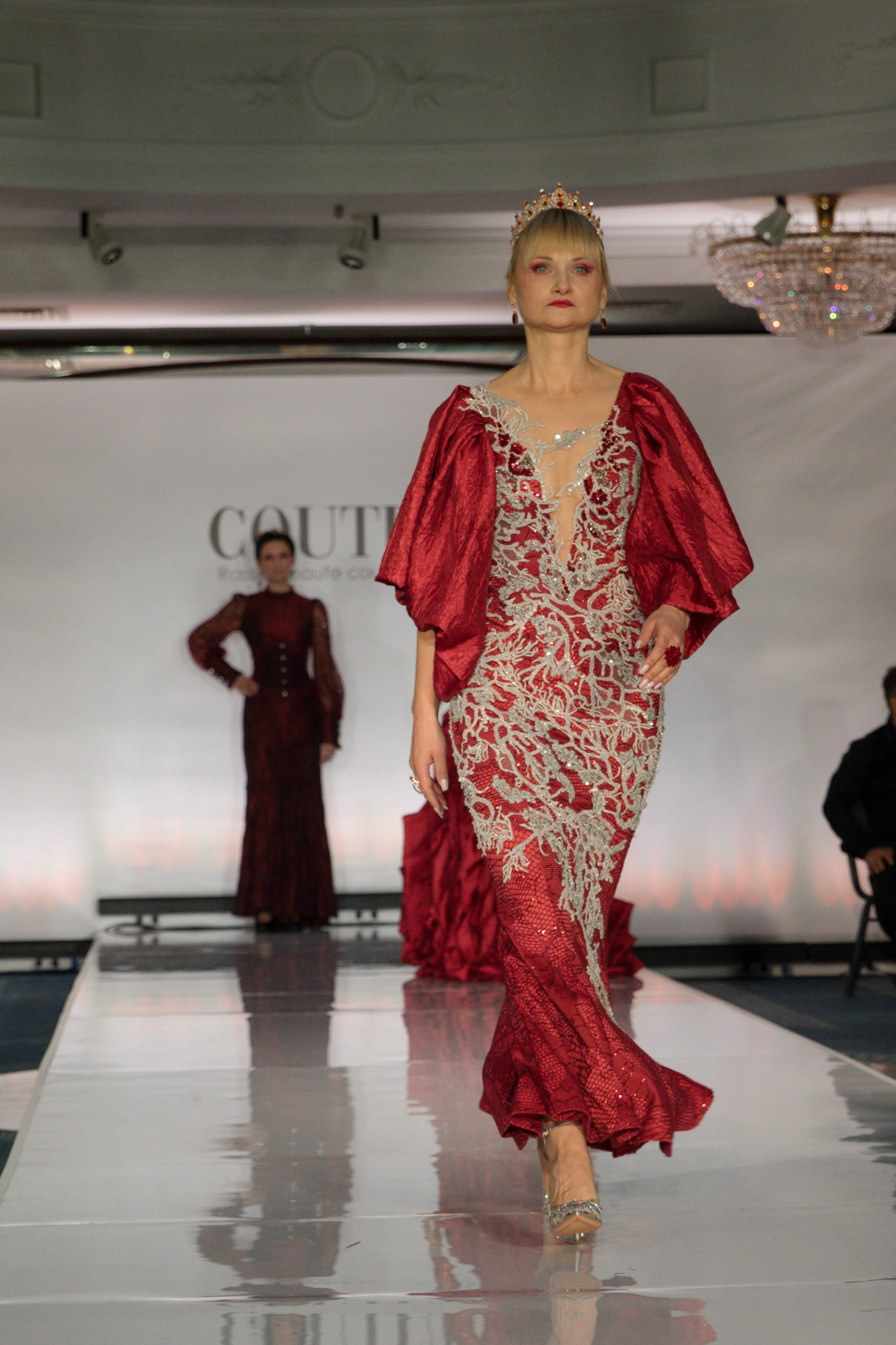 Репортаж показа «Кутюр по-русски». Фотограф в Санкт-Петербурге Вагнер Юлия