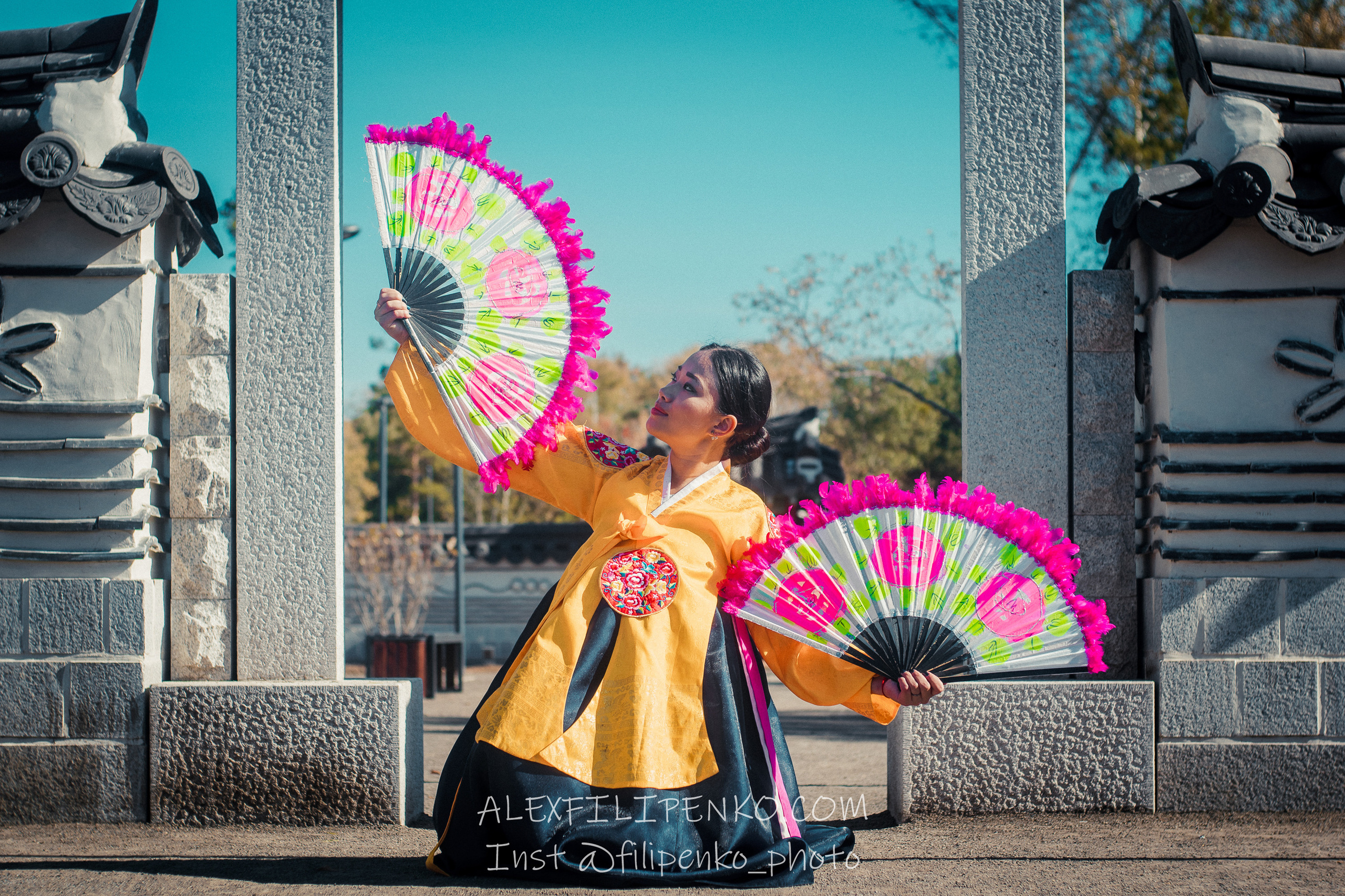 Портретная фотосъемка и фотопрогулки. Фотограф интерьера недвижимости и архитектуры в Астане