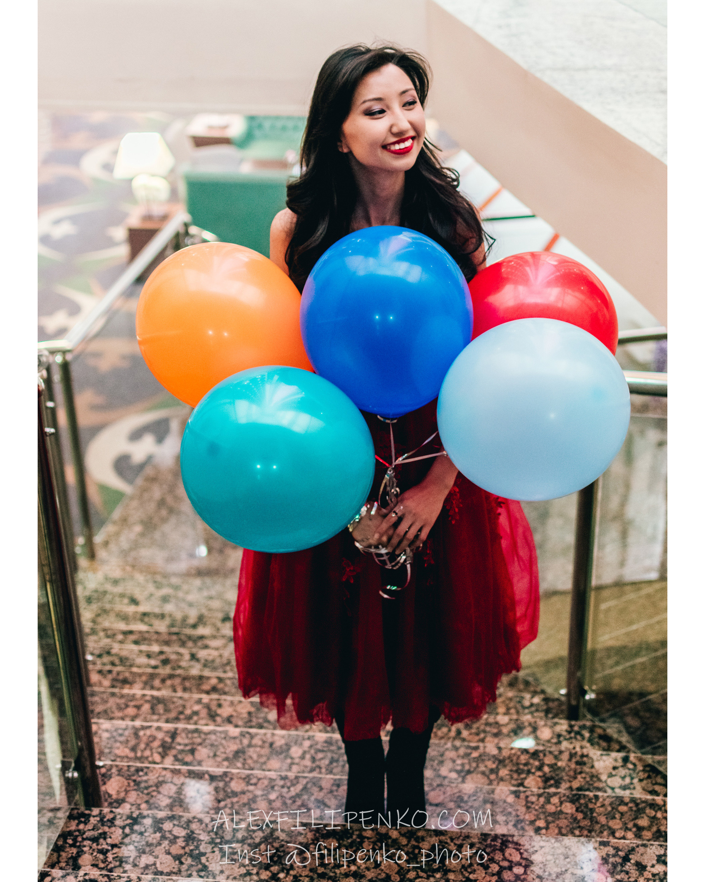 Портретная фотосъемка и фотопрогулки. Фотограф интерьера недвижимости и архитектуры в Астане