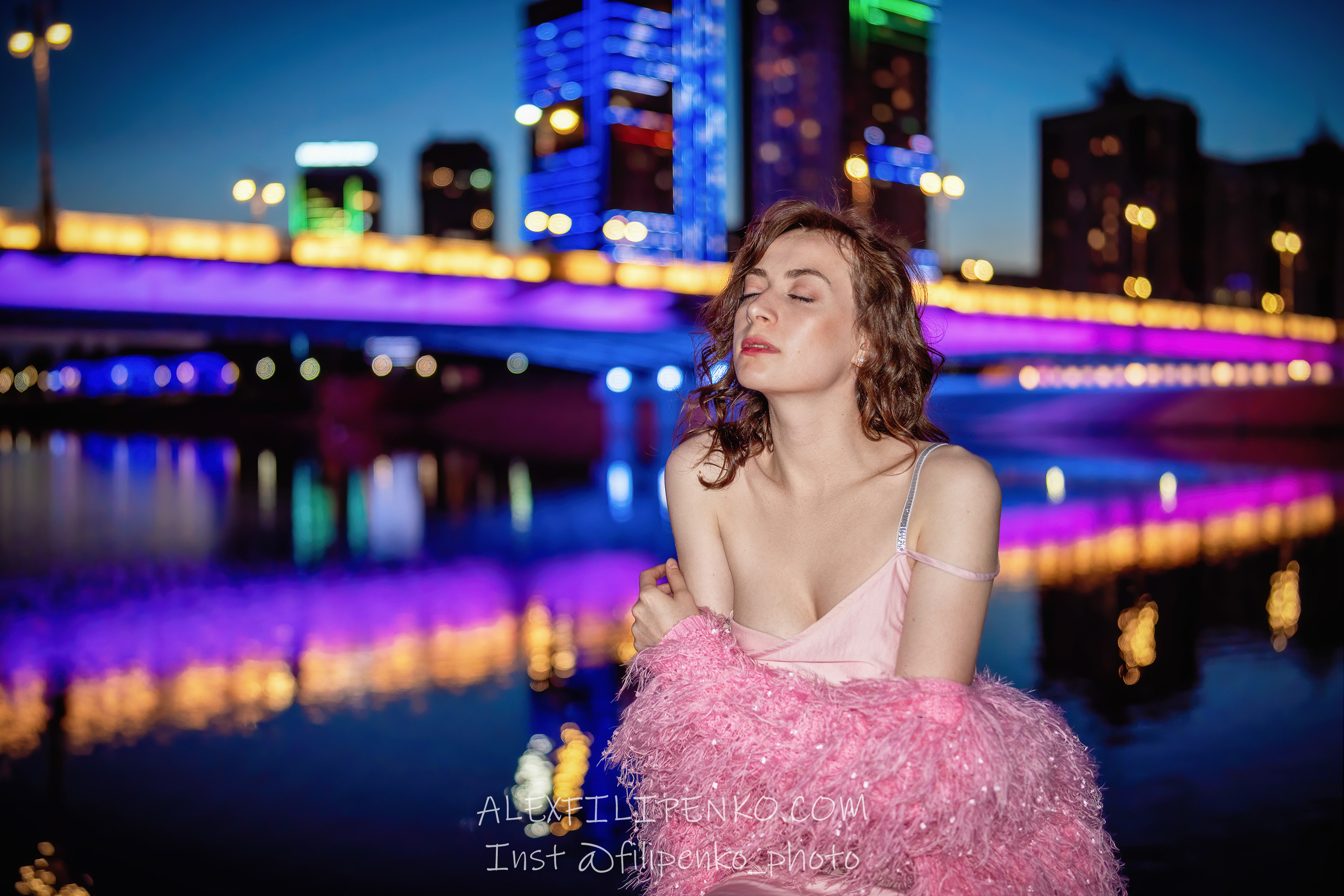 Портретная фотосъемка и фотопрогулки. Фотограф интерьера недвижимости и архитектуры в Астане