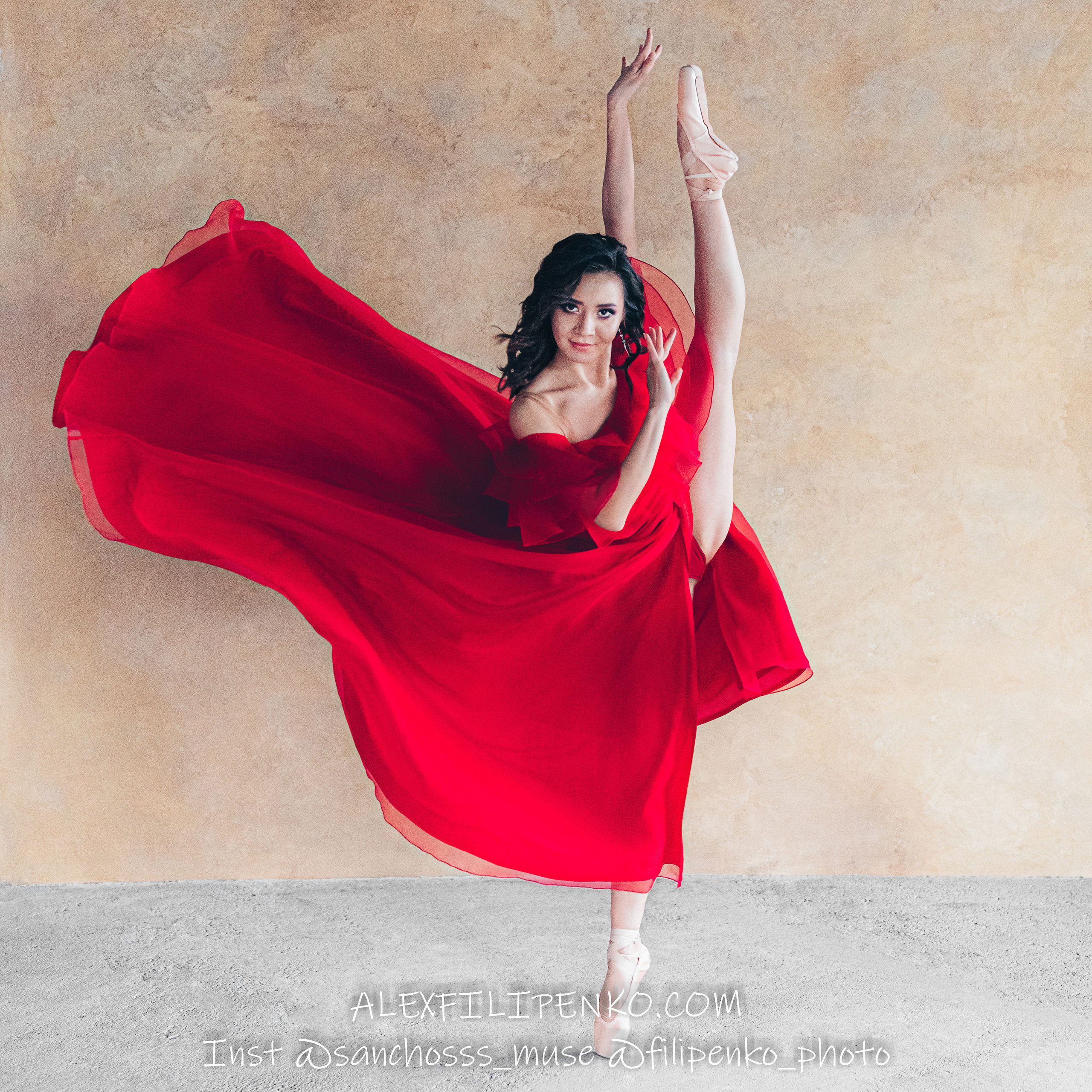 Балетная фотосъемка в Астане Нурсултане. Фотограф интерьера недвижимости и архитектуры в Астане