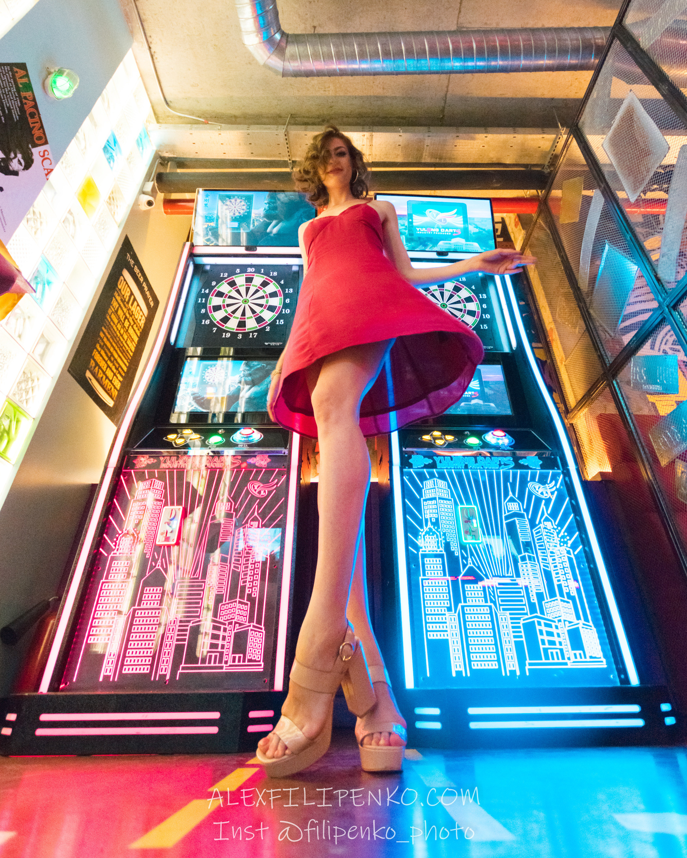 Портретная фотосъемка и фотопрогулки. Фотограф интерьера недвижимости и архитектуры в Астане