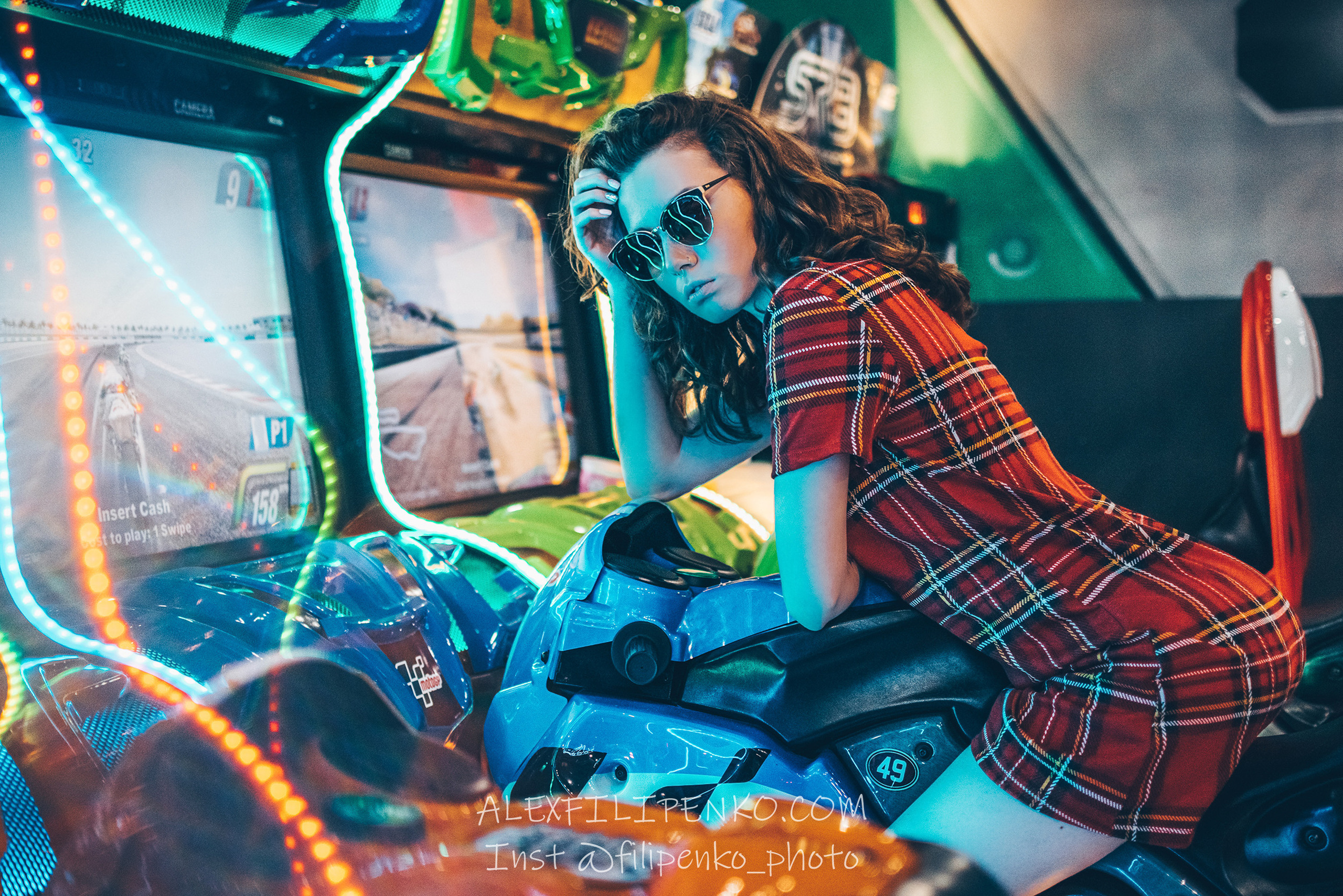 Портретная фотосъемка и фотопрогулки. Фотограф интерьера недвижимости и архитектуры в Астане