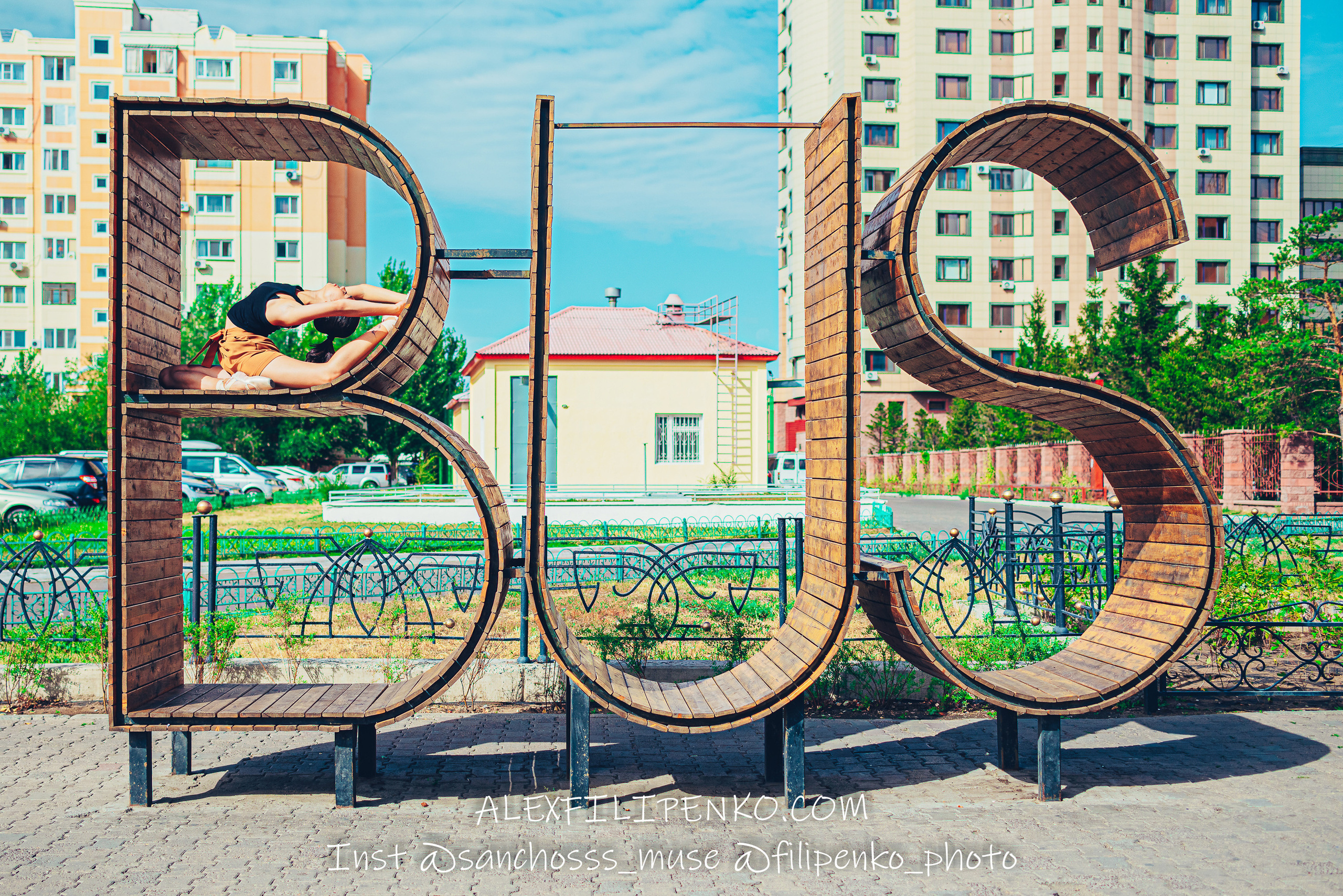 Балетная фотосъемка в Астане Нурсултане. Фотограф интерьера недвижимости и архитектуры в Астане