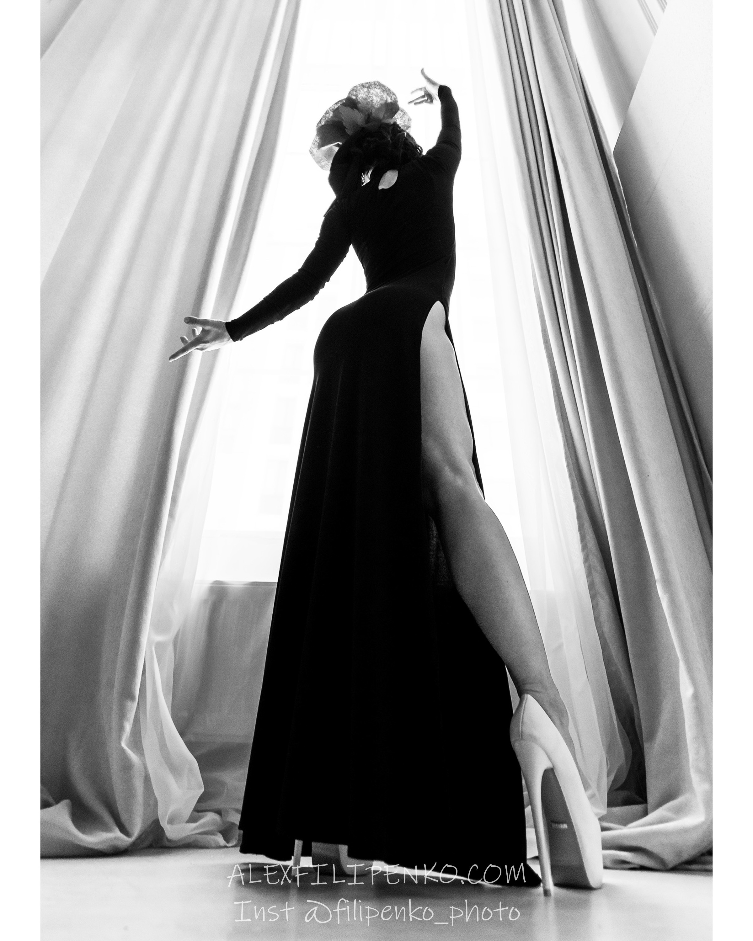 Портретная фотосъемка и фотопрогулки. Фотограф интерьера недвижимости и архитектуры в Астане