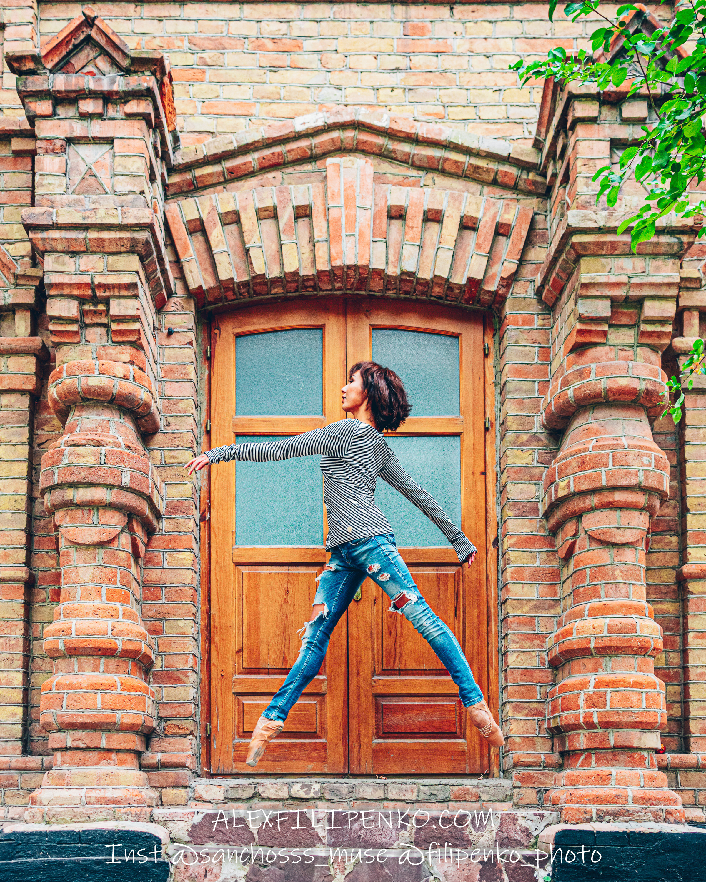 Балетная фотосъемка в Астане Нурсултане. Фотограф интерьера недвижимости и архитектуры в Астане