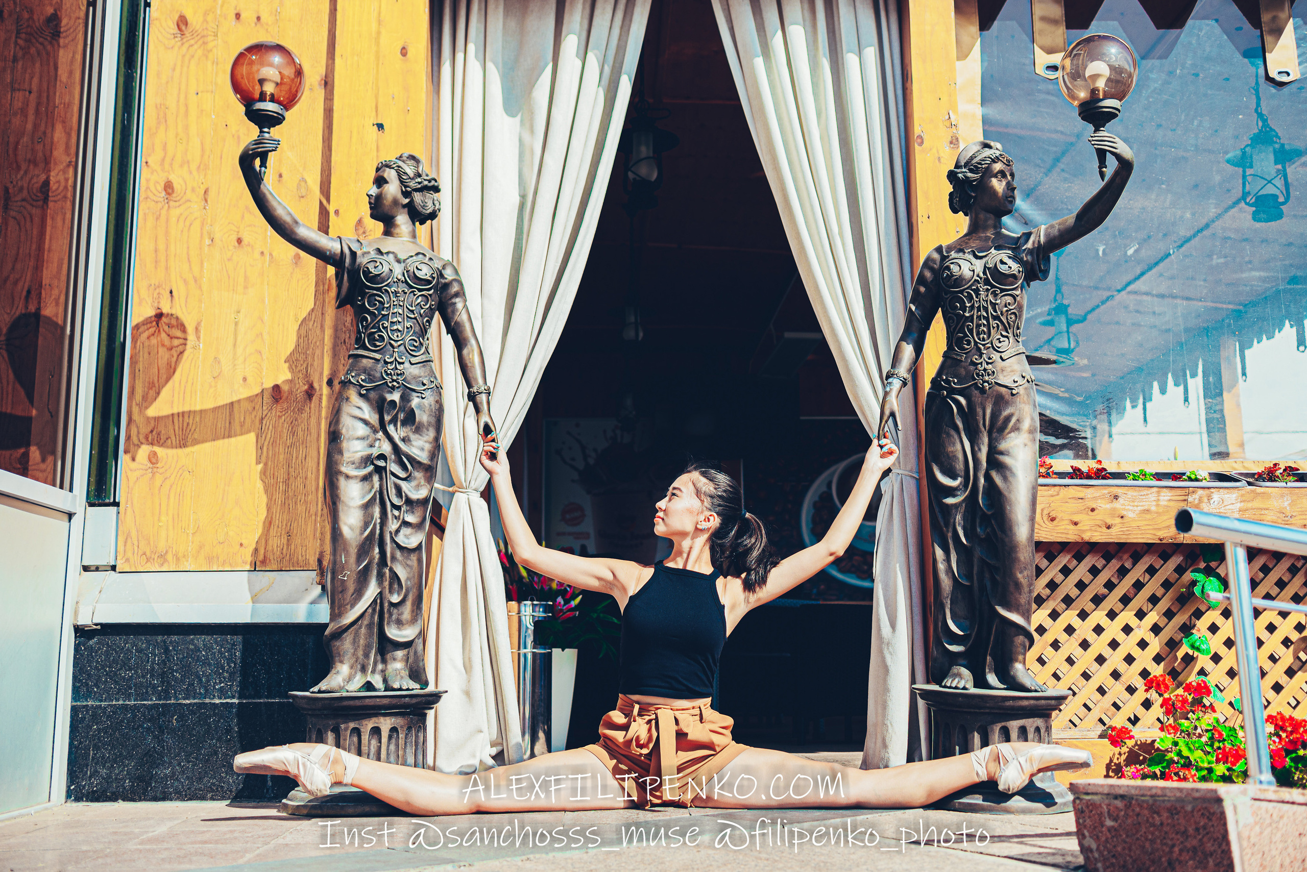 Балетная фотосъемка в Астане Нурсултане. Фотограф интерьера недвижимости и архитектуры в Астане