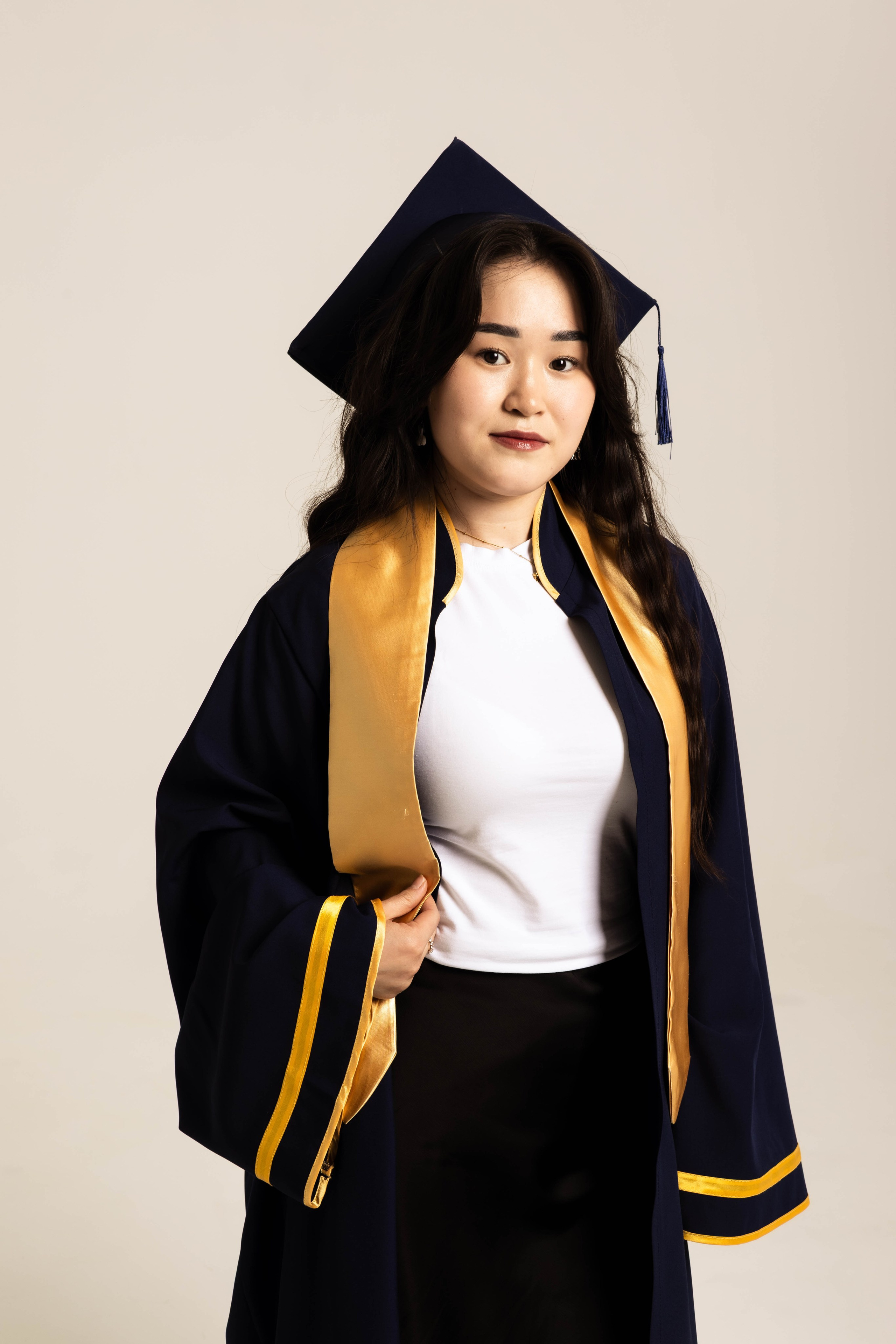 Портретная фотосессия в Алматы — индивидуальный портрет в студии. Фотограф Алматы