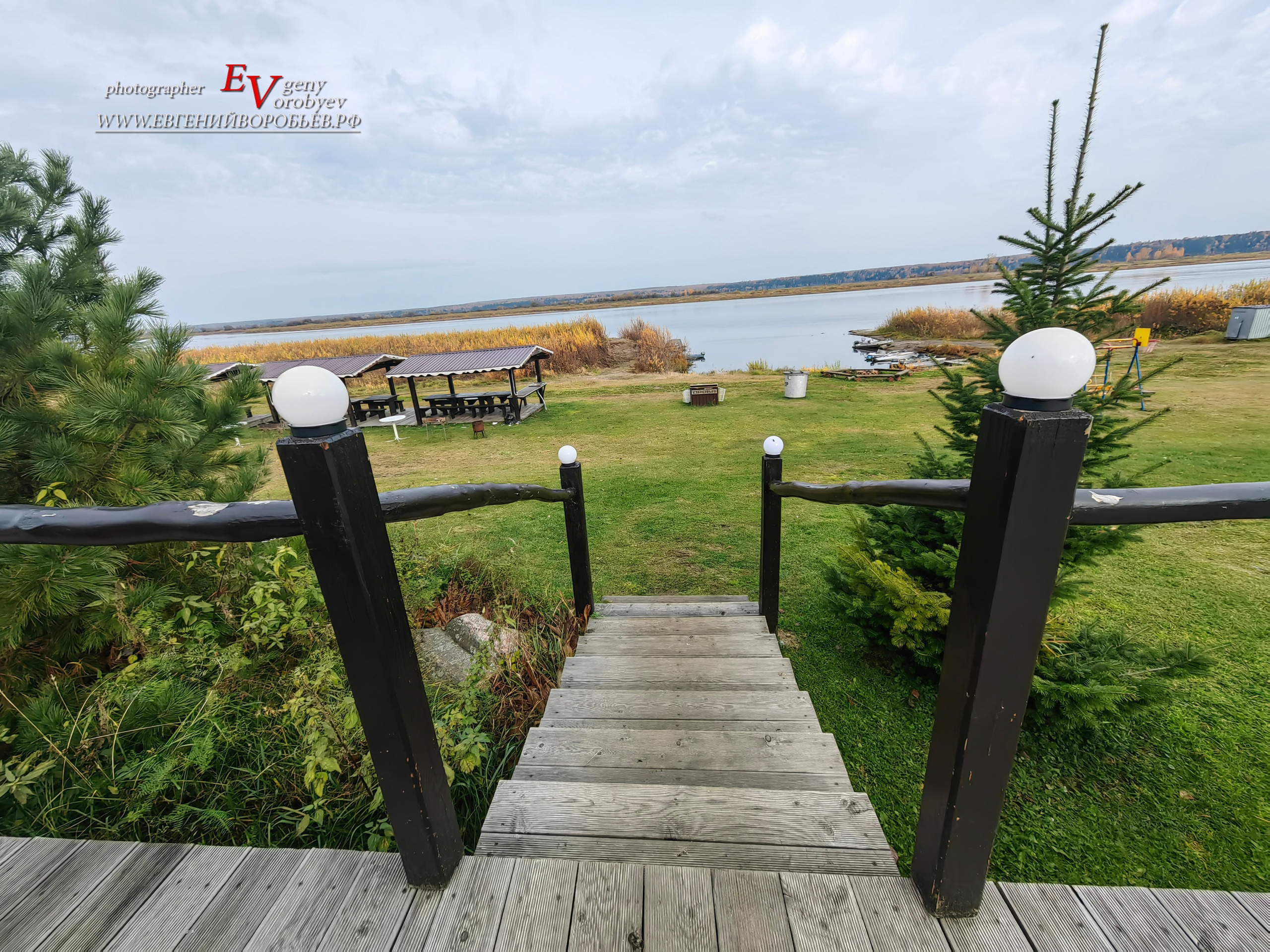 Енисей рыбная заимка рыбалка экскурсии Енисейск Красноярск аренда микроавтобуса трансфер индивидуальный тур фото дегустация рыбных блюд интересные места что посмотреть куда сходить что посетить достопримечательности в Енисейске фототур  цена заказать экскурсию программа маршрут смотровые площадки видовые красивые места путешествие туристический маршрут 