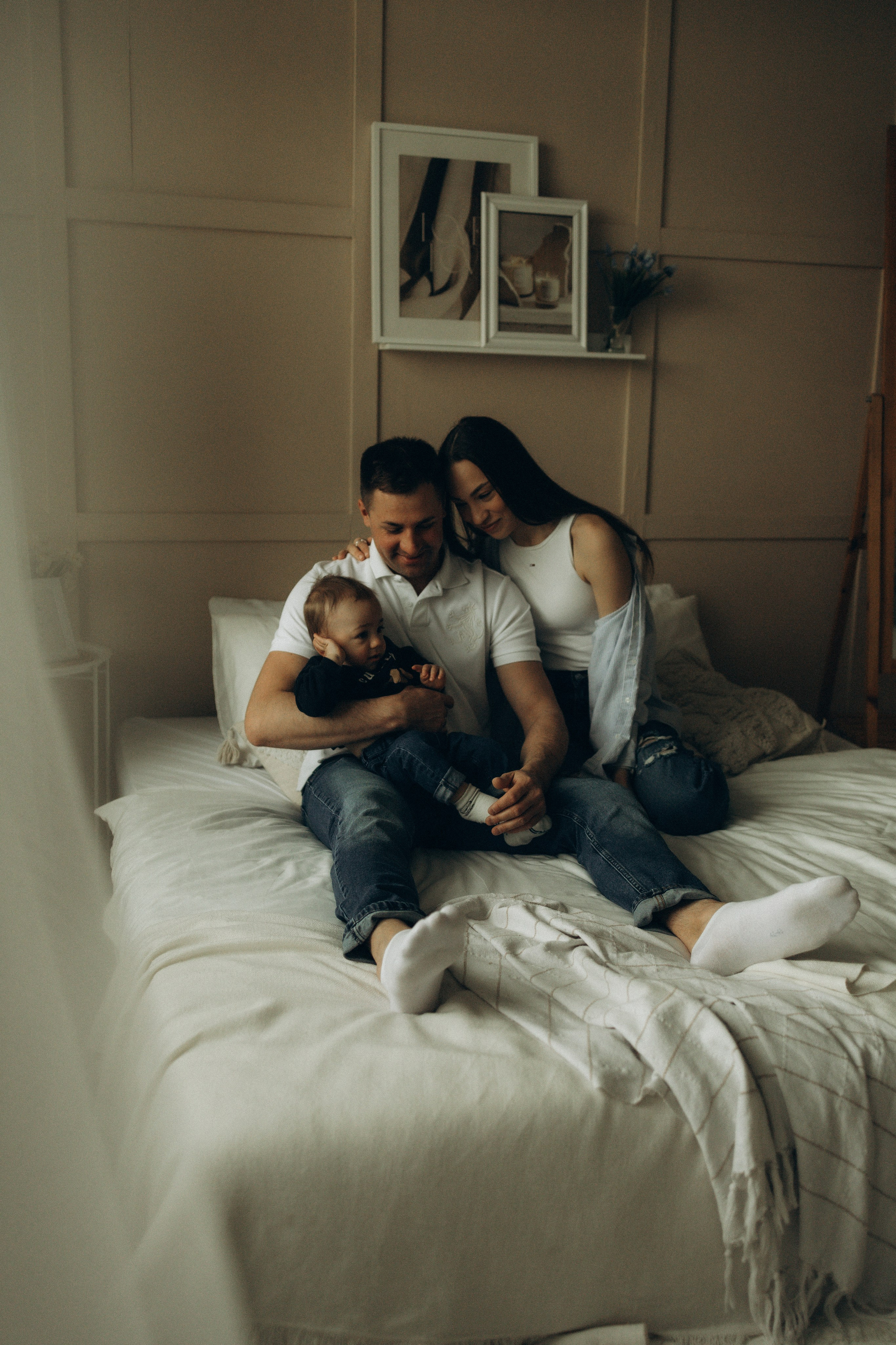 Семейная фотосессия для большой семьи в студии. Семейный фотограф в Ижевске Даша Денисова