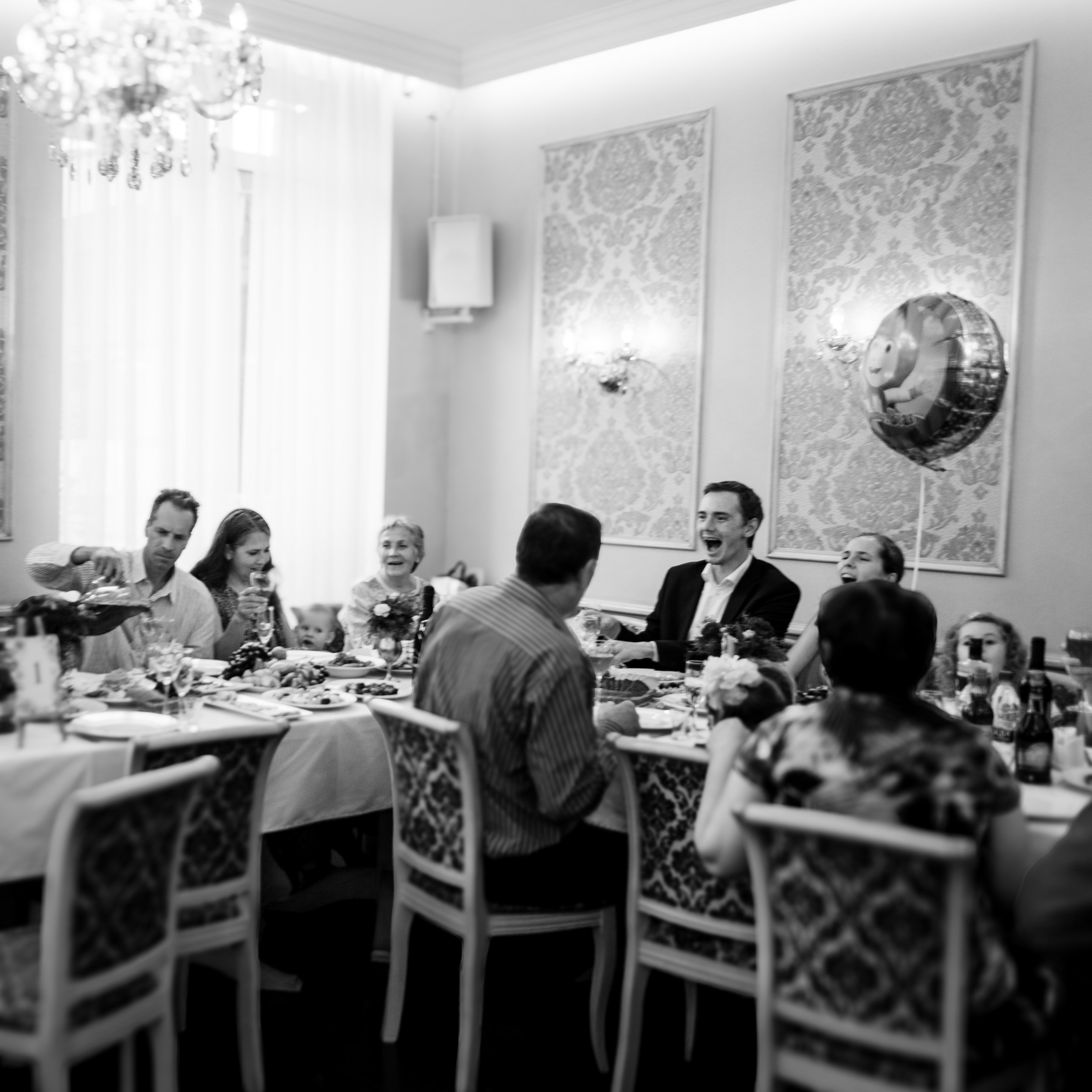 Солнце, яблоки и лодка. Фотограф Серафим Крюков