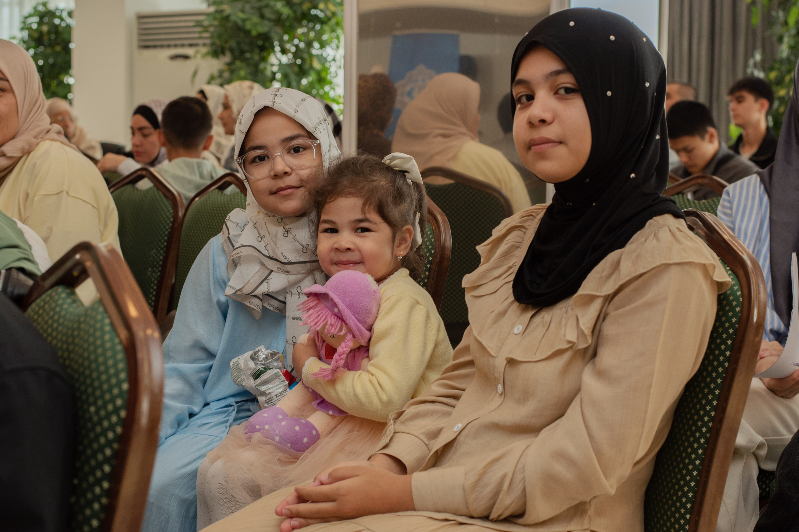 Выпускной в Евразийской женской гуманитарной академии. Лина Курочка — ваш фотограф