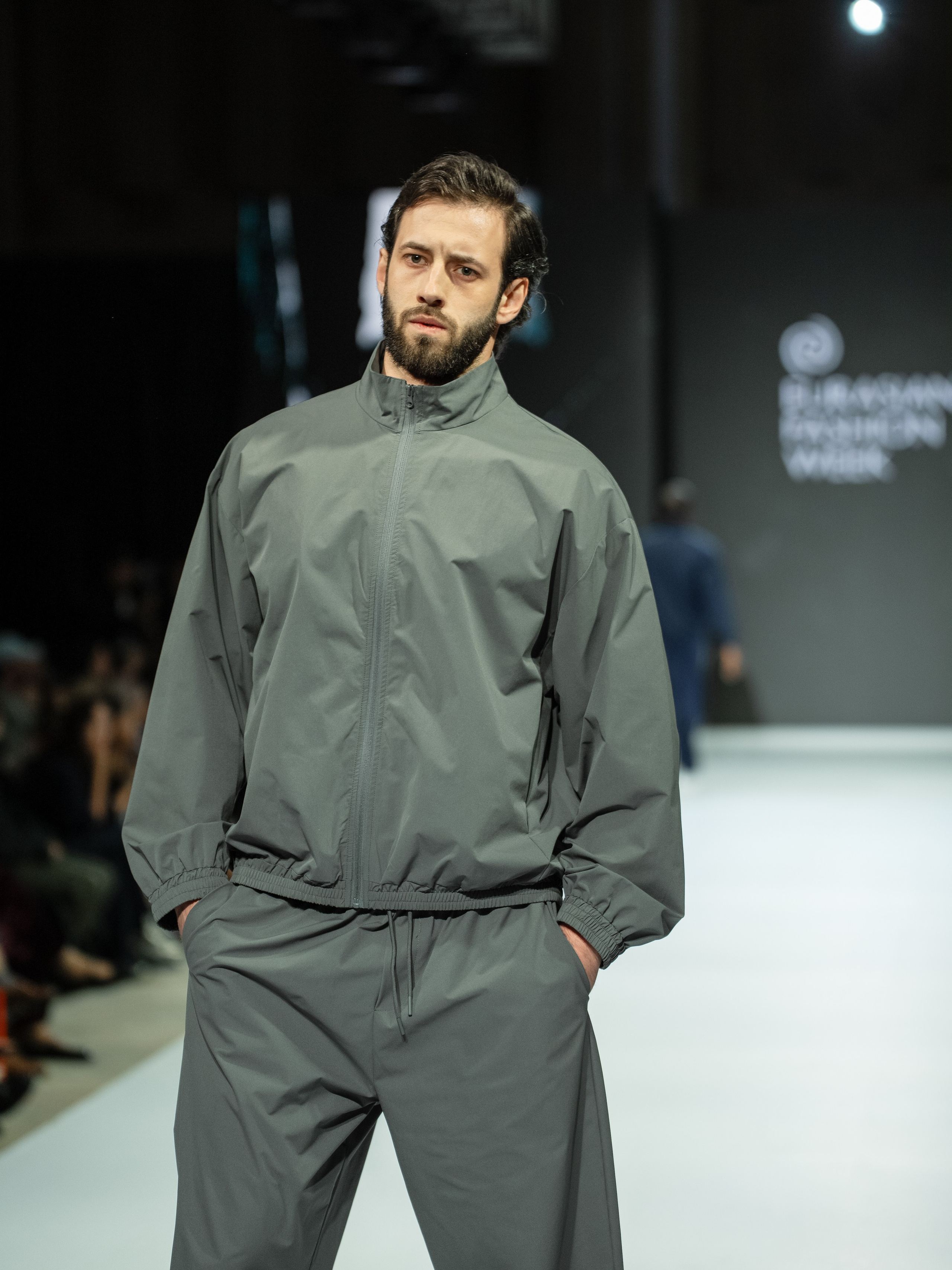 EURASIAN FASHION WEEK Husl Sport. Сайт Алматинского НЮ АРТ, будуар и фэшн фотографа Дениса Карпенко