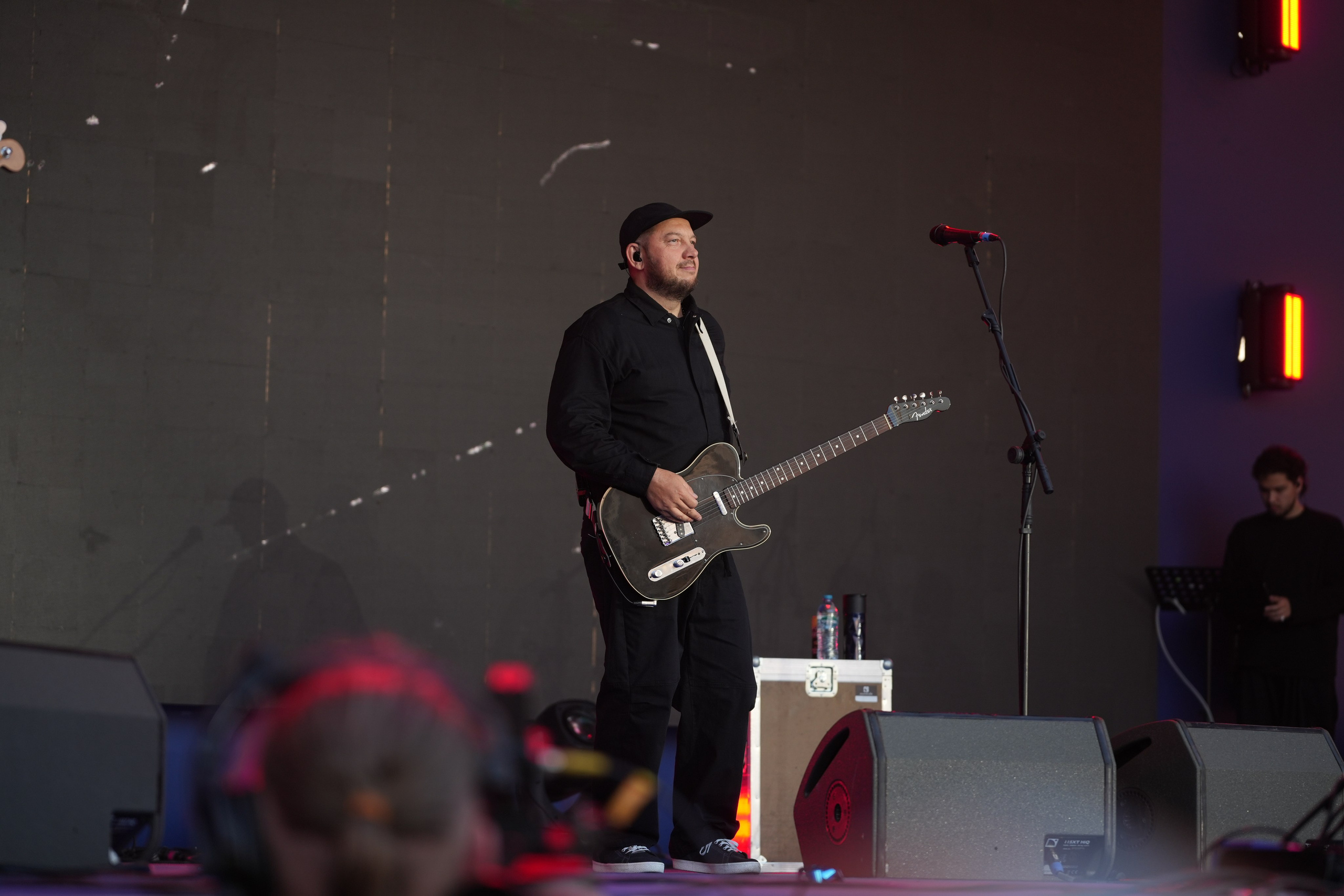 Смысловые галлюцинации и Сергей Бобунец на фестивале ЦСКА Фест 2024. Сайт Алматинского НЮ АРТ, будуар и фэшн фотографа Дениса Карпенко