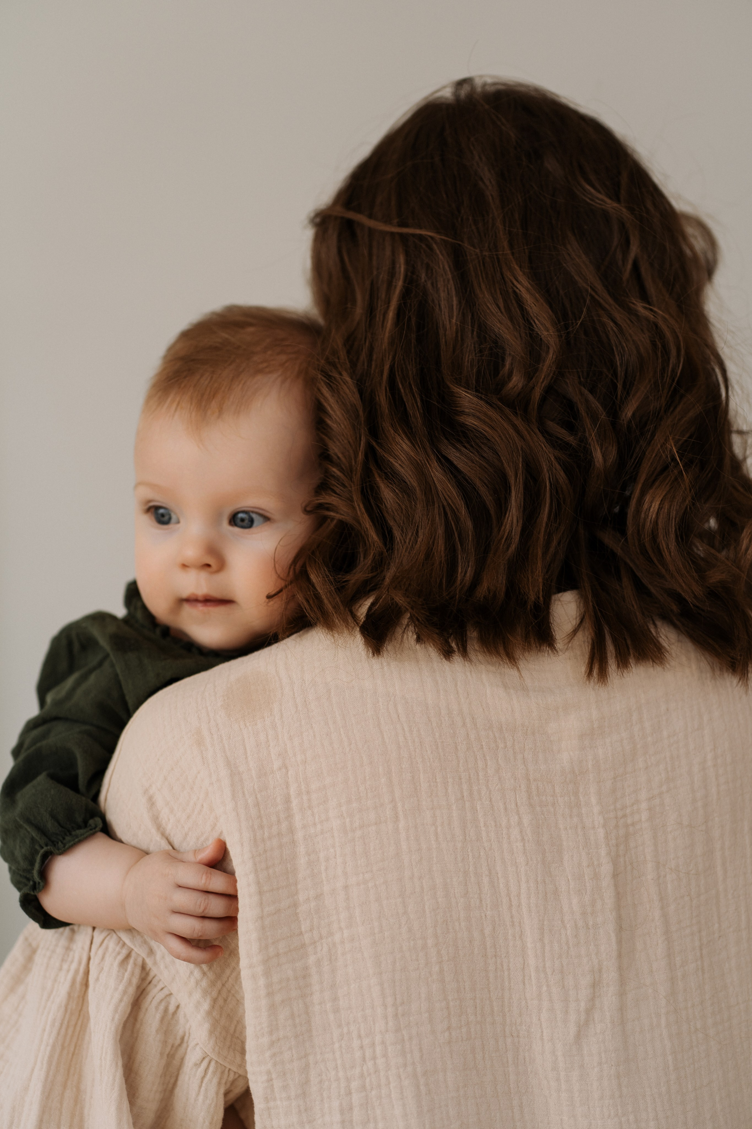 Семейная фотосессия в студии в Москве, семейный фотограф Анна Полушина. Свадебный фотограф в Москве Анна Полушина