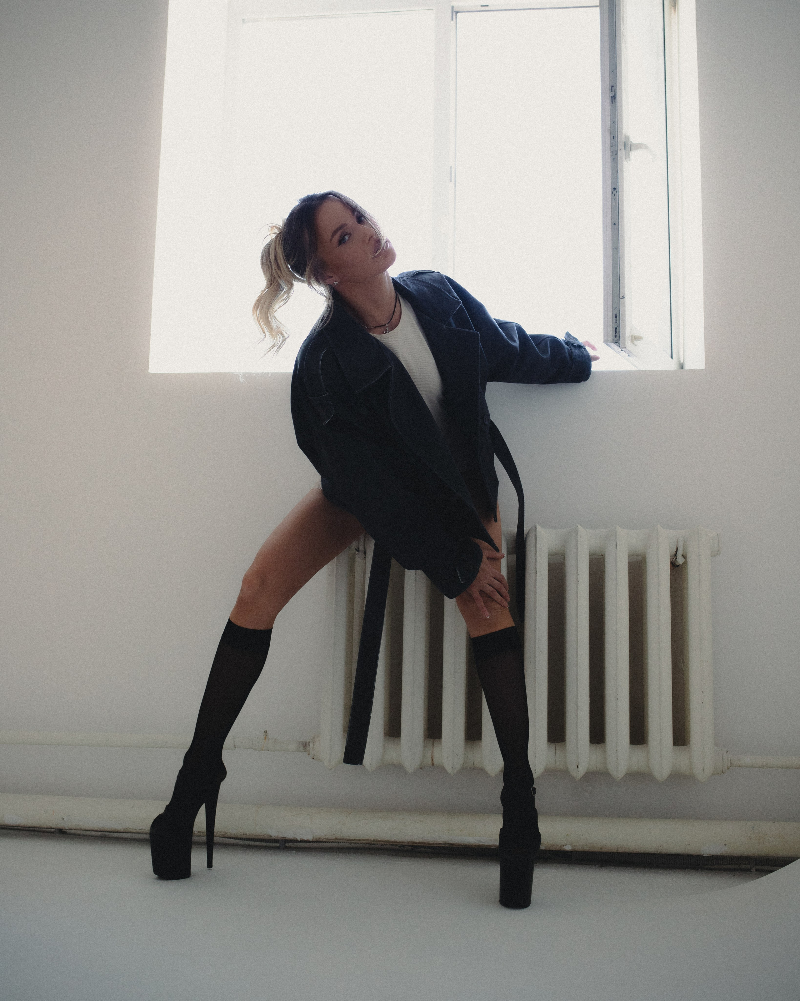 Monreve. Фотограф в Москве и Сургуте Алла Лесовая. Снимаю каталог для брендов и индивидуальные портреты для людей