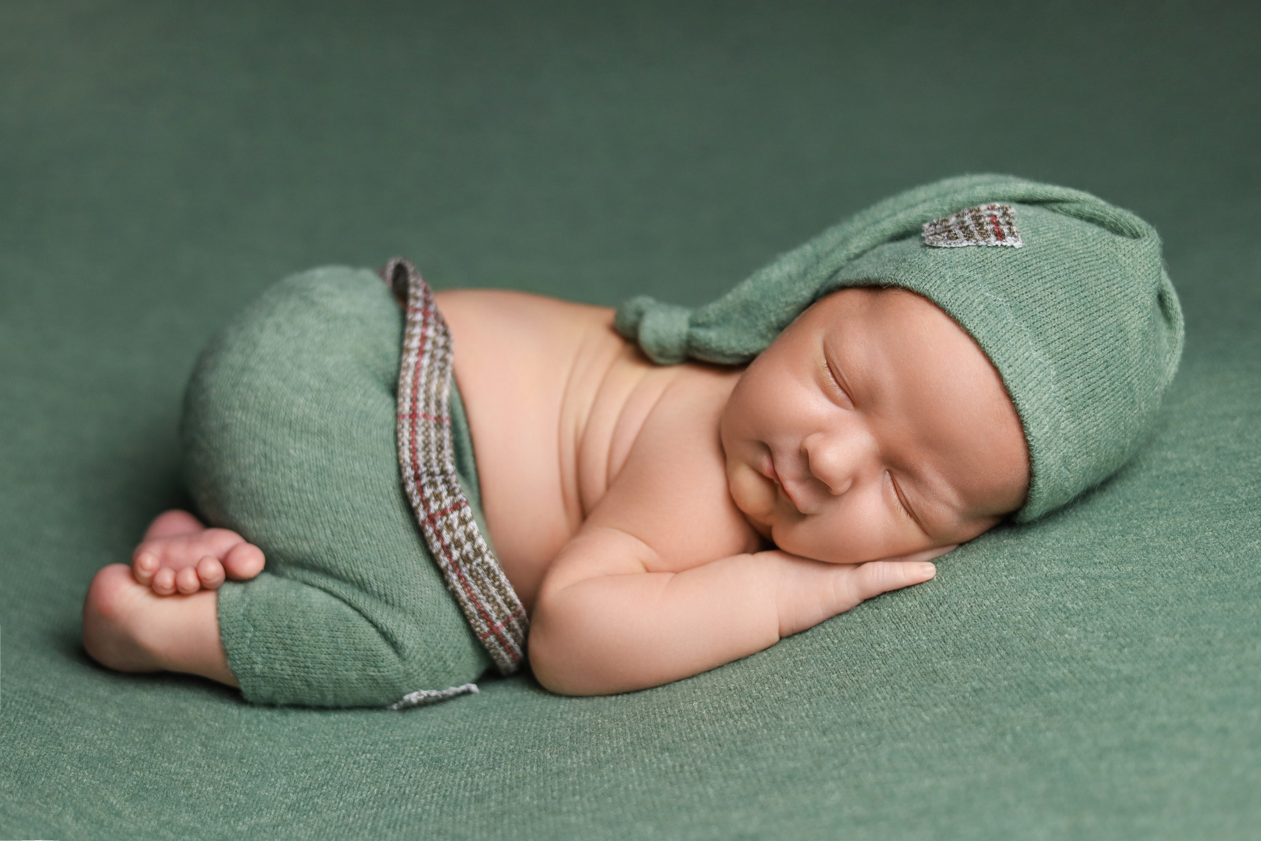 Новорожденные. Фотограф новорожденных Новосибирск